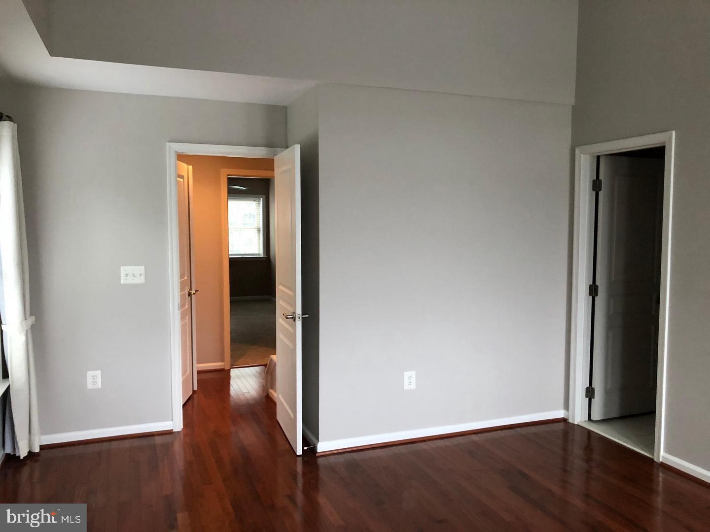 SHIRLINGTON CREST - Residential Lease