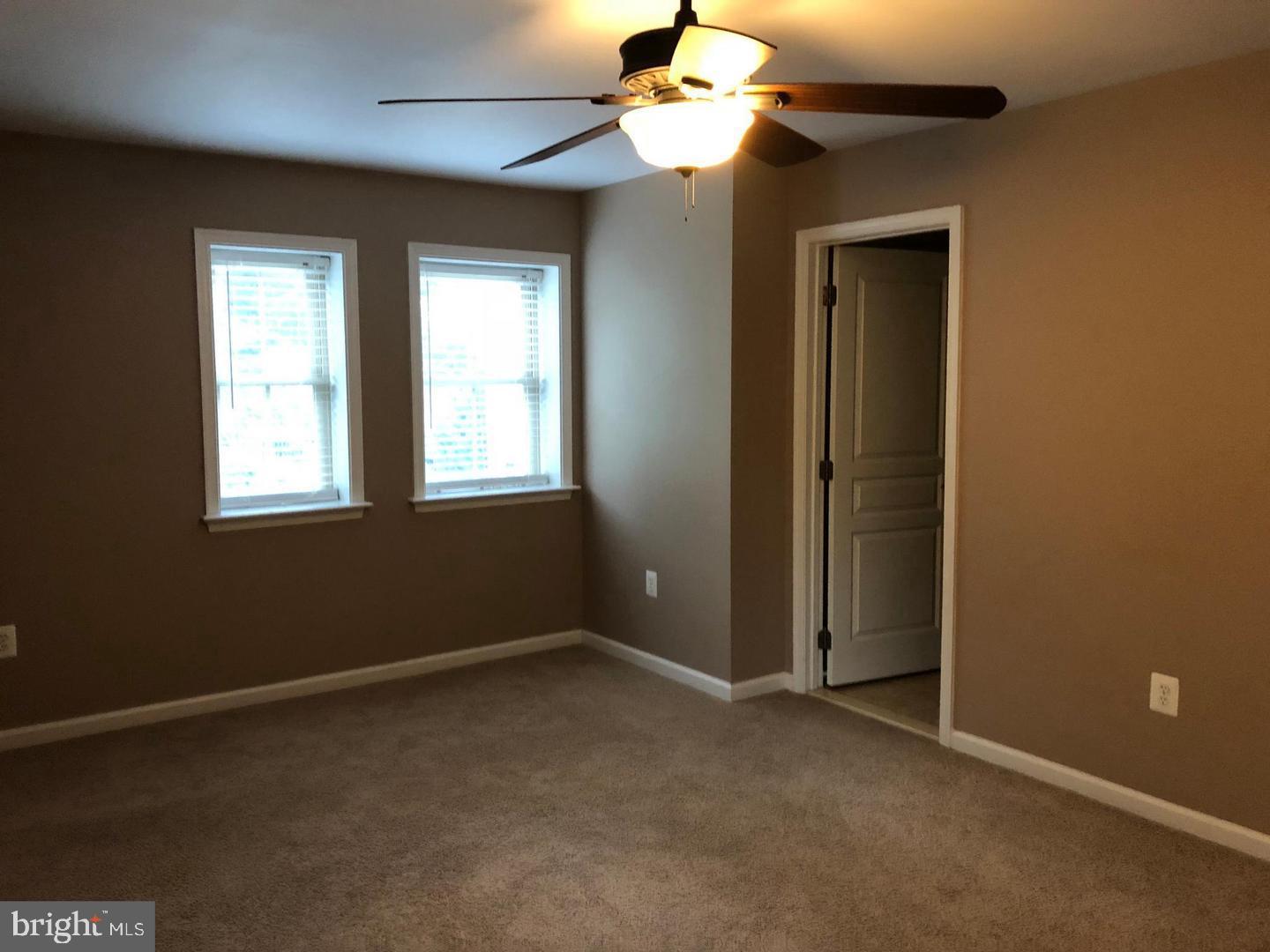 SHIRLINGTON CREST - Residential Lease