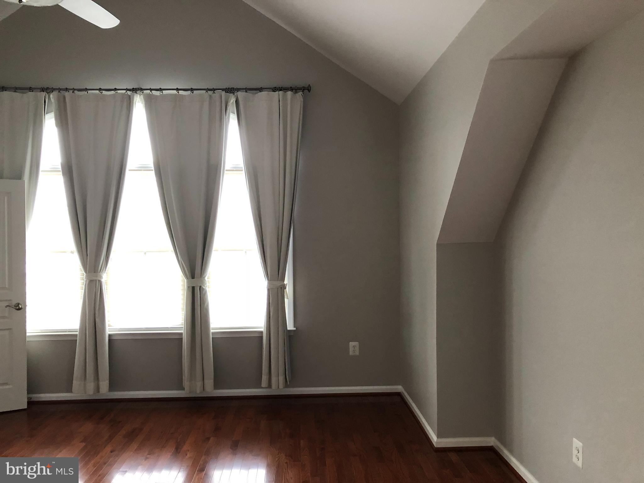 SHIRLINGTON CREST - Residential Lease