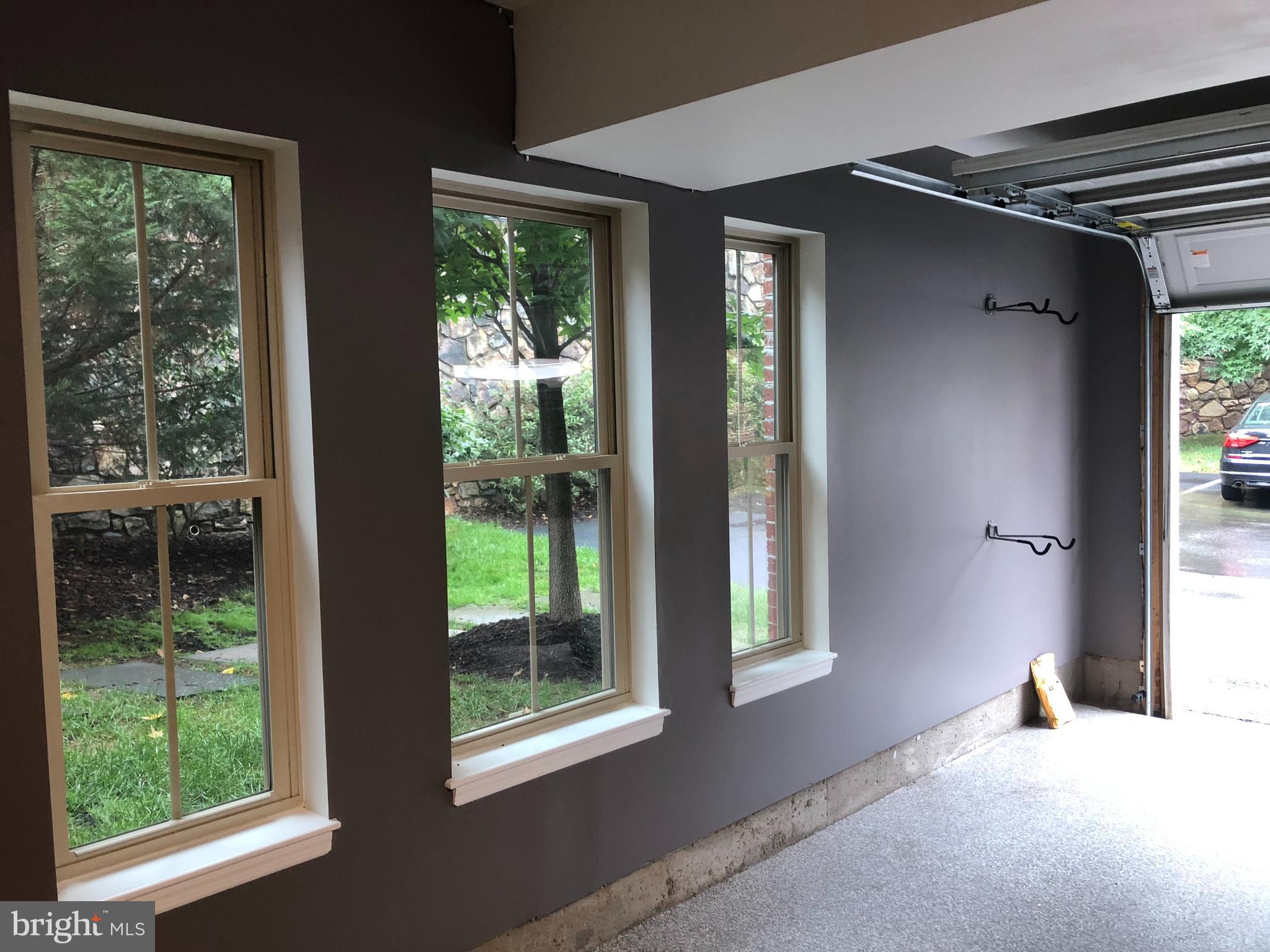 SHIRLINGTON CREST - Residential Lease