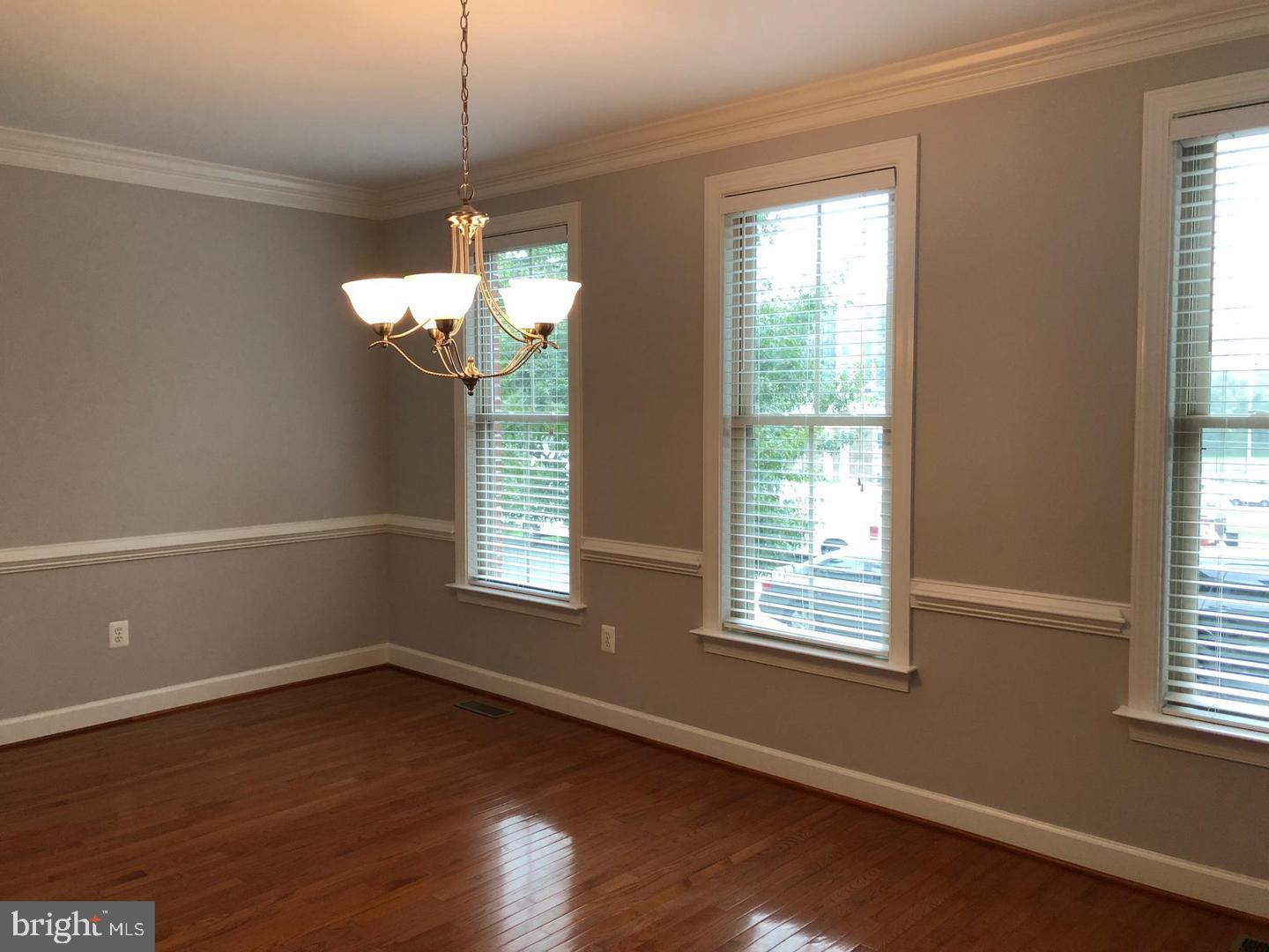 SHIRLINGTON CREST - Residential Lease