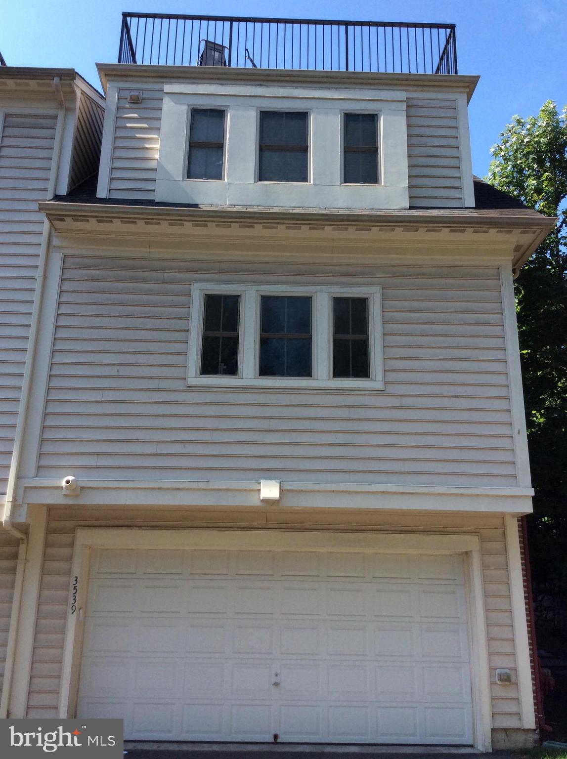 SHIRLINGTON CREST - Residential Lease