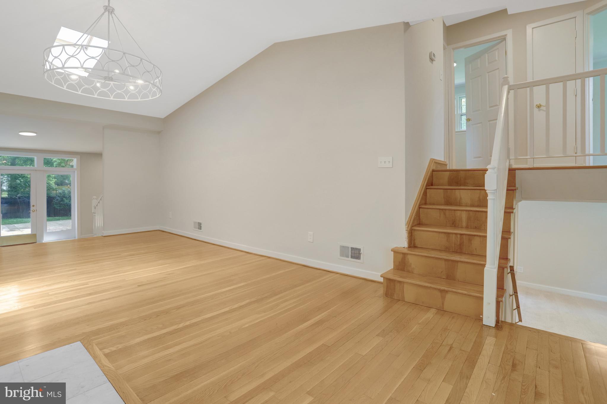 MT VERNON PARK - Residential