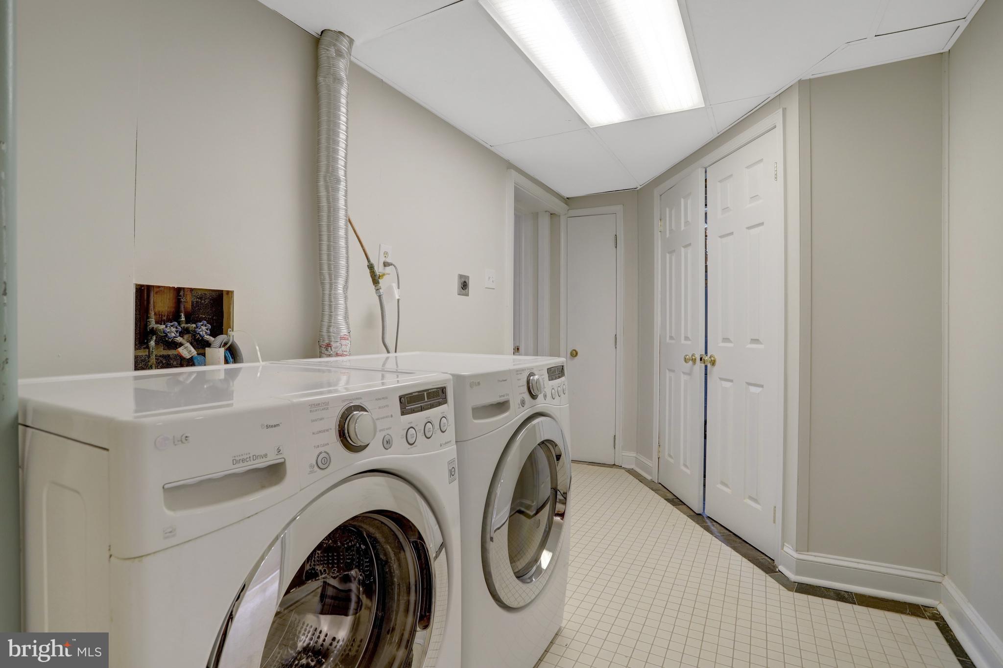 MT VERNON PARK - Residential