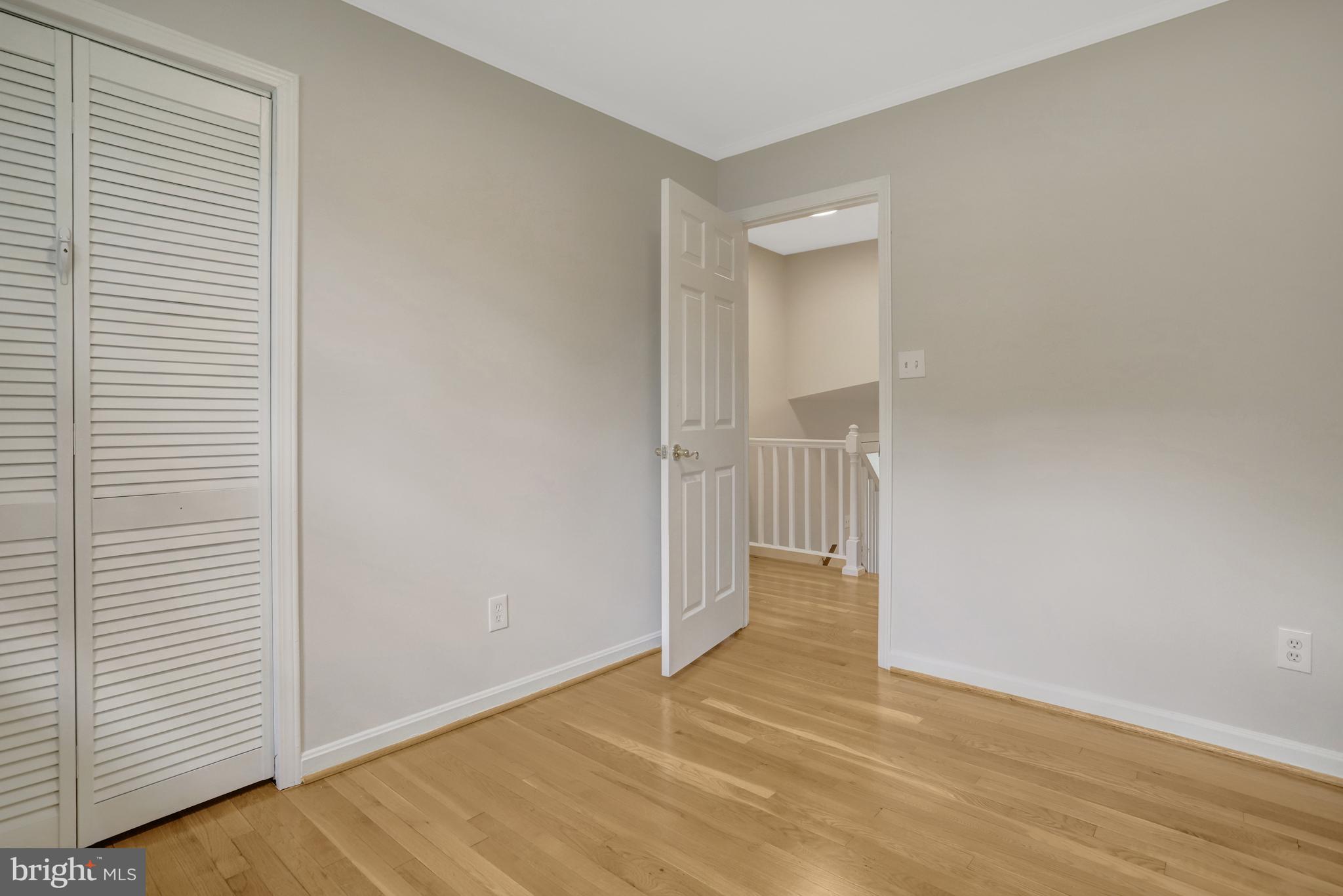 MT VERNON PARK - Residential