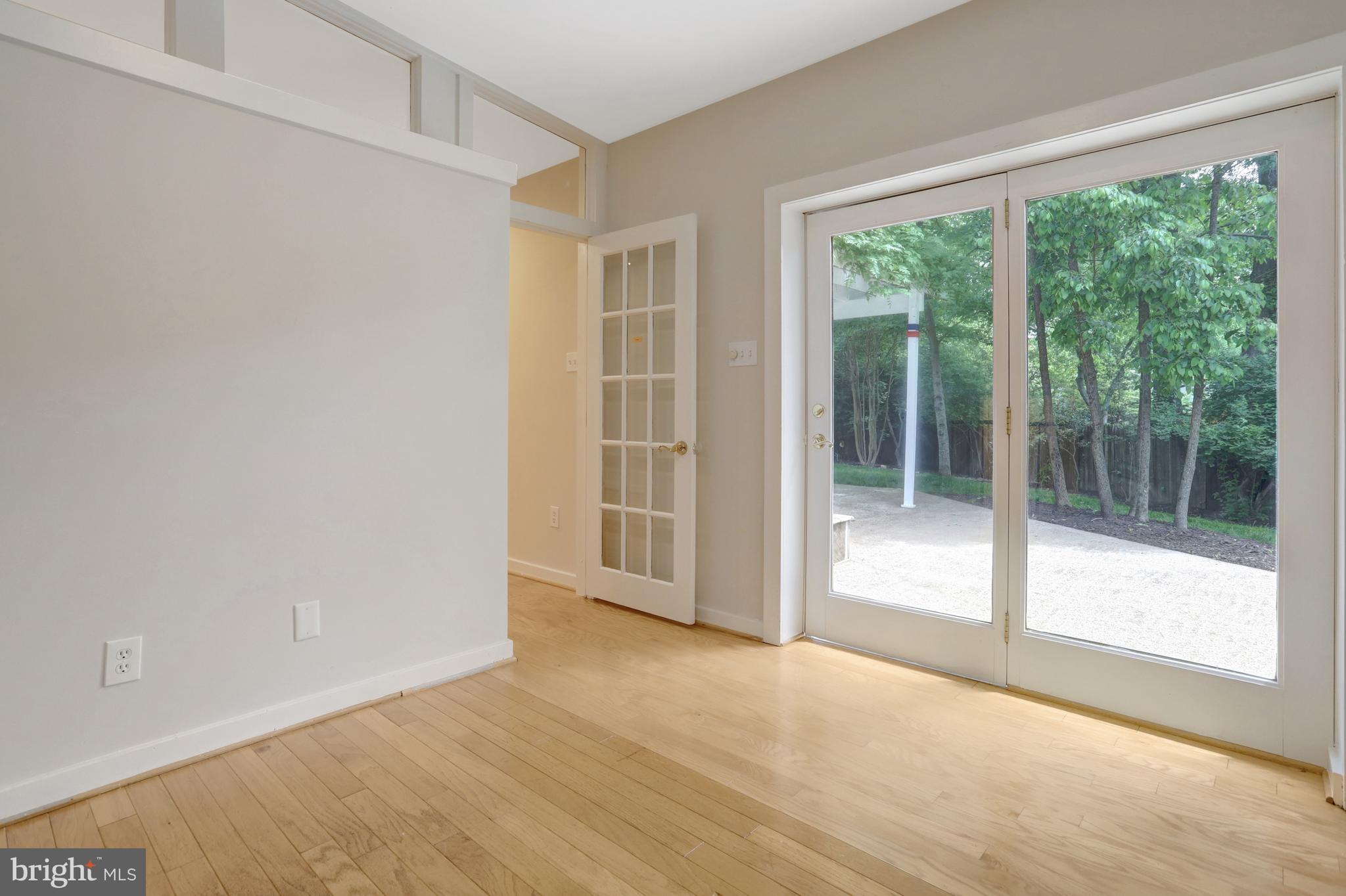 MT VERNON PARK - Residential