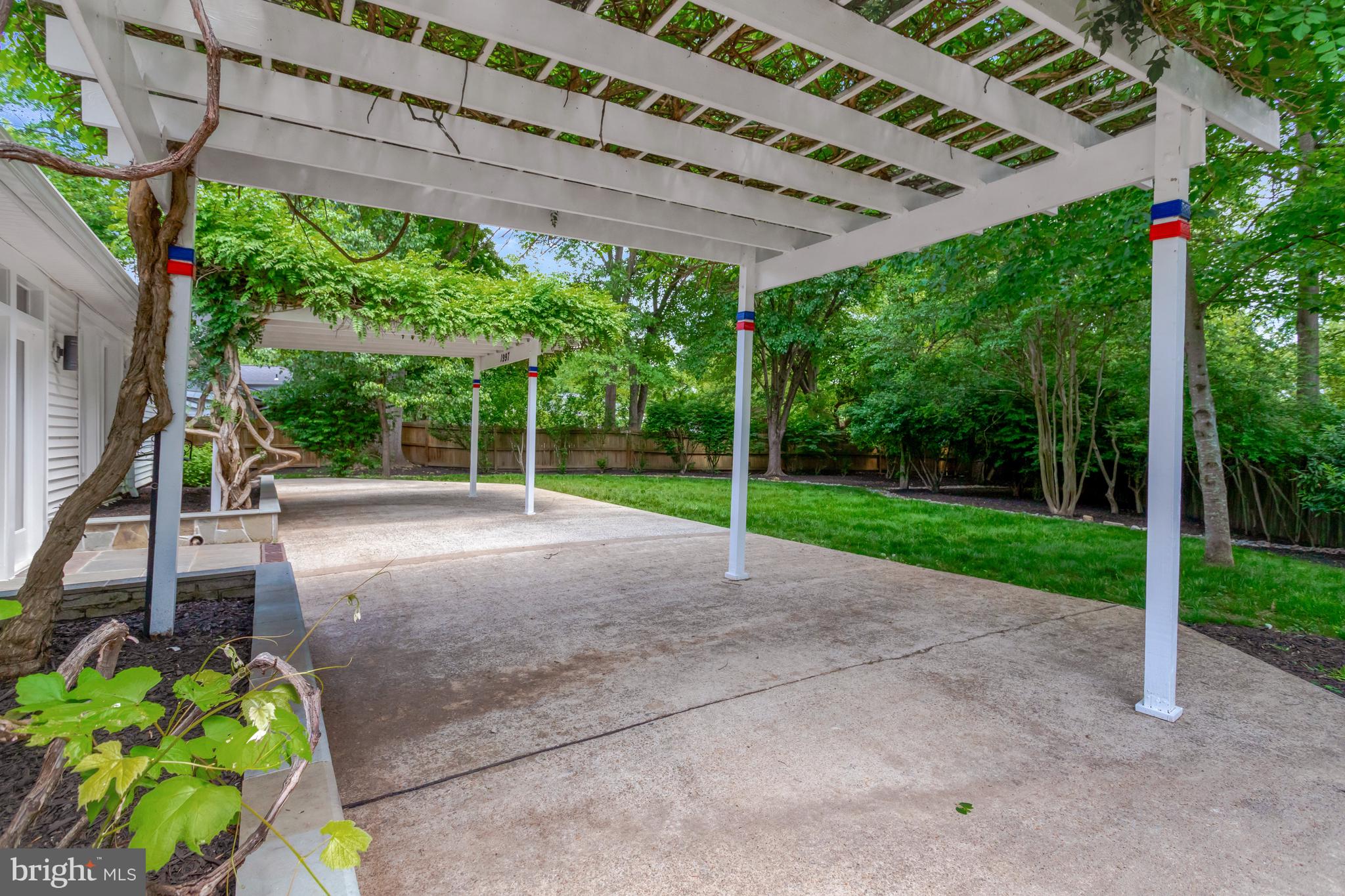 MT VERNON PARK - Residential