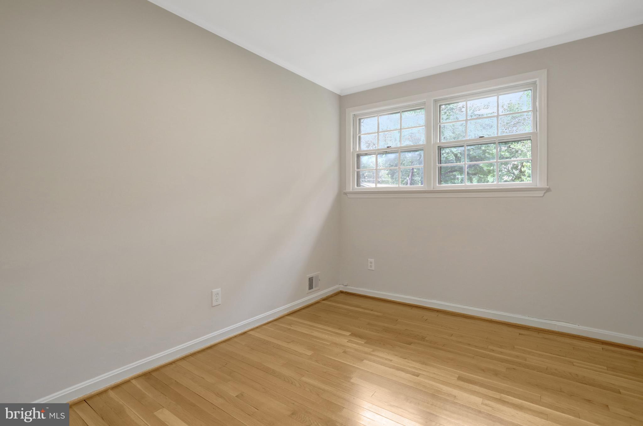 MT VERNON PARK - Residential