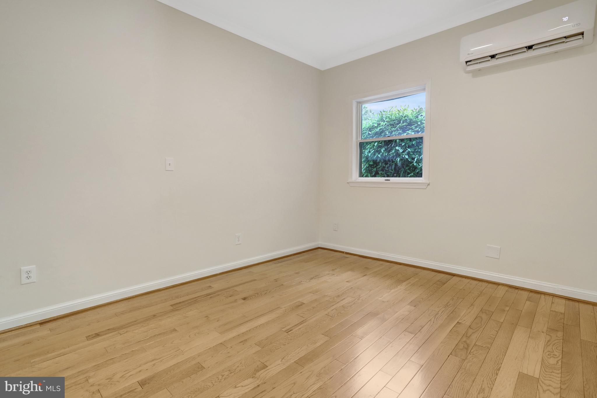 MT VERNON PARK - Residential