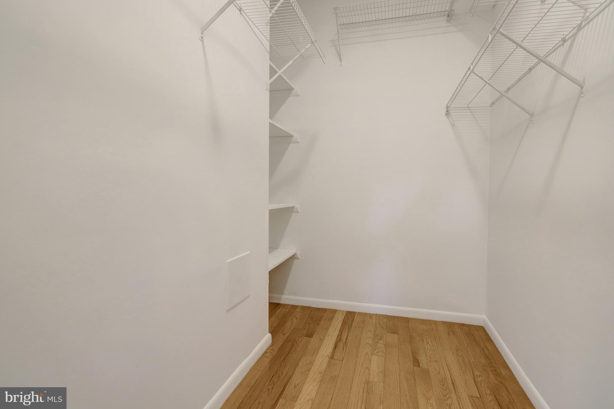 MT VERNON PARK - Residential