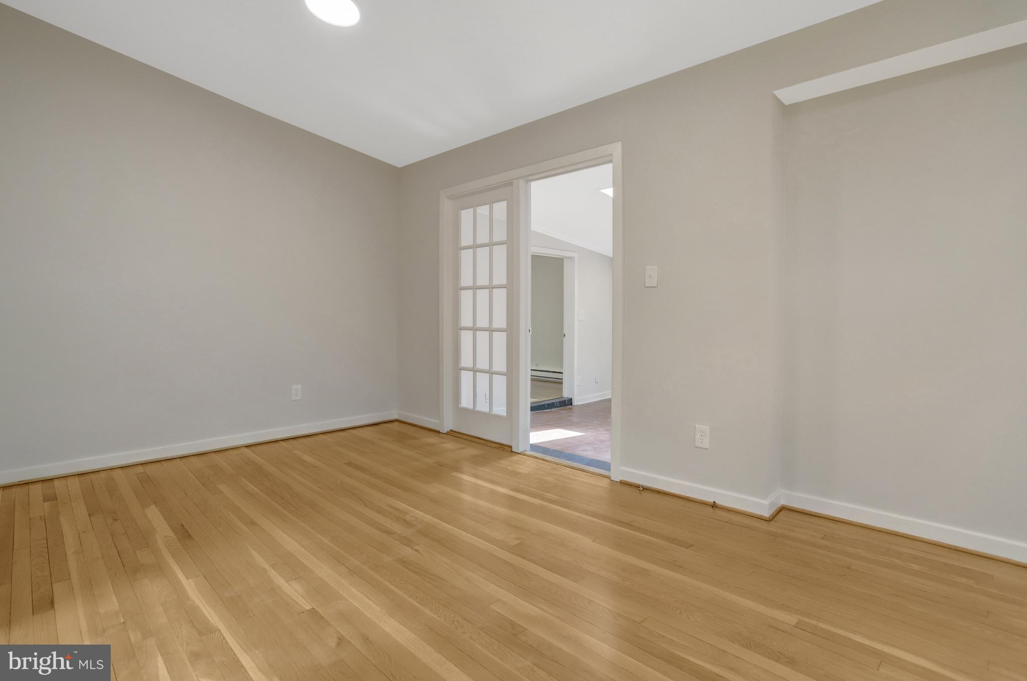 MT VERNON PARK - Residential