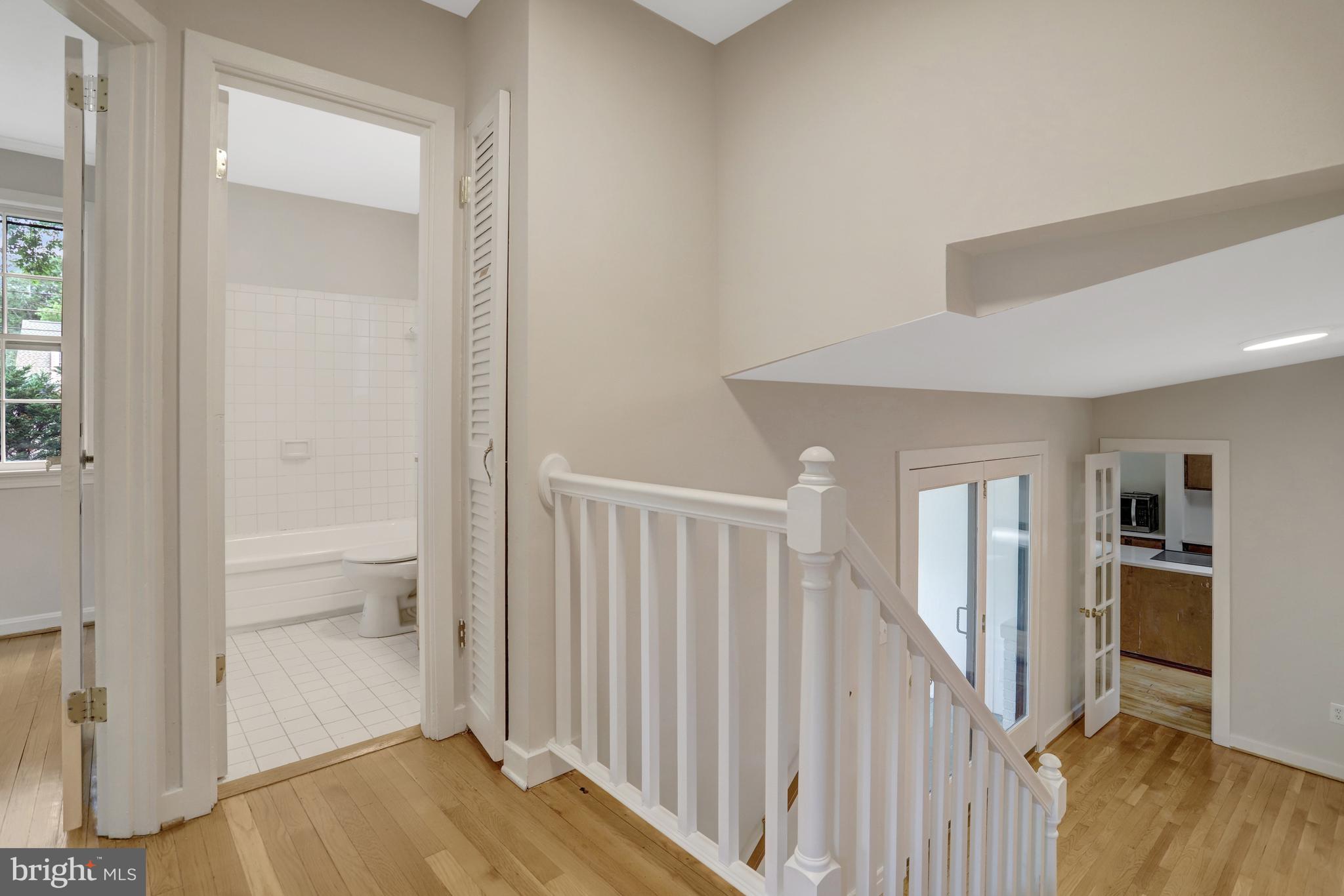 MT VERNON PARK - Residential