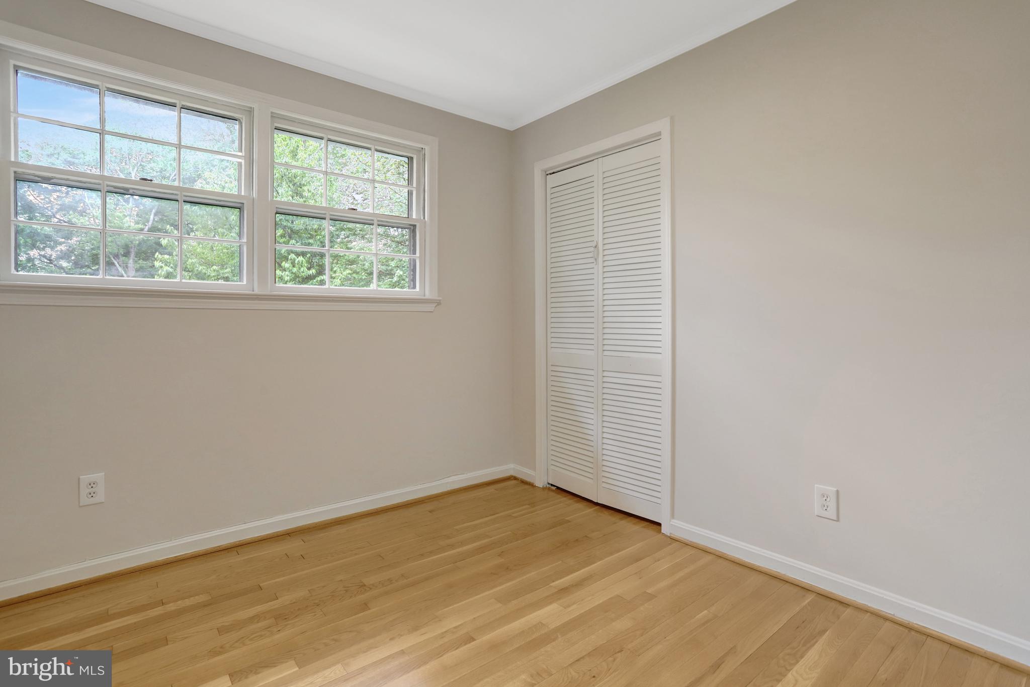 MT VERNON PARK - Residential