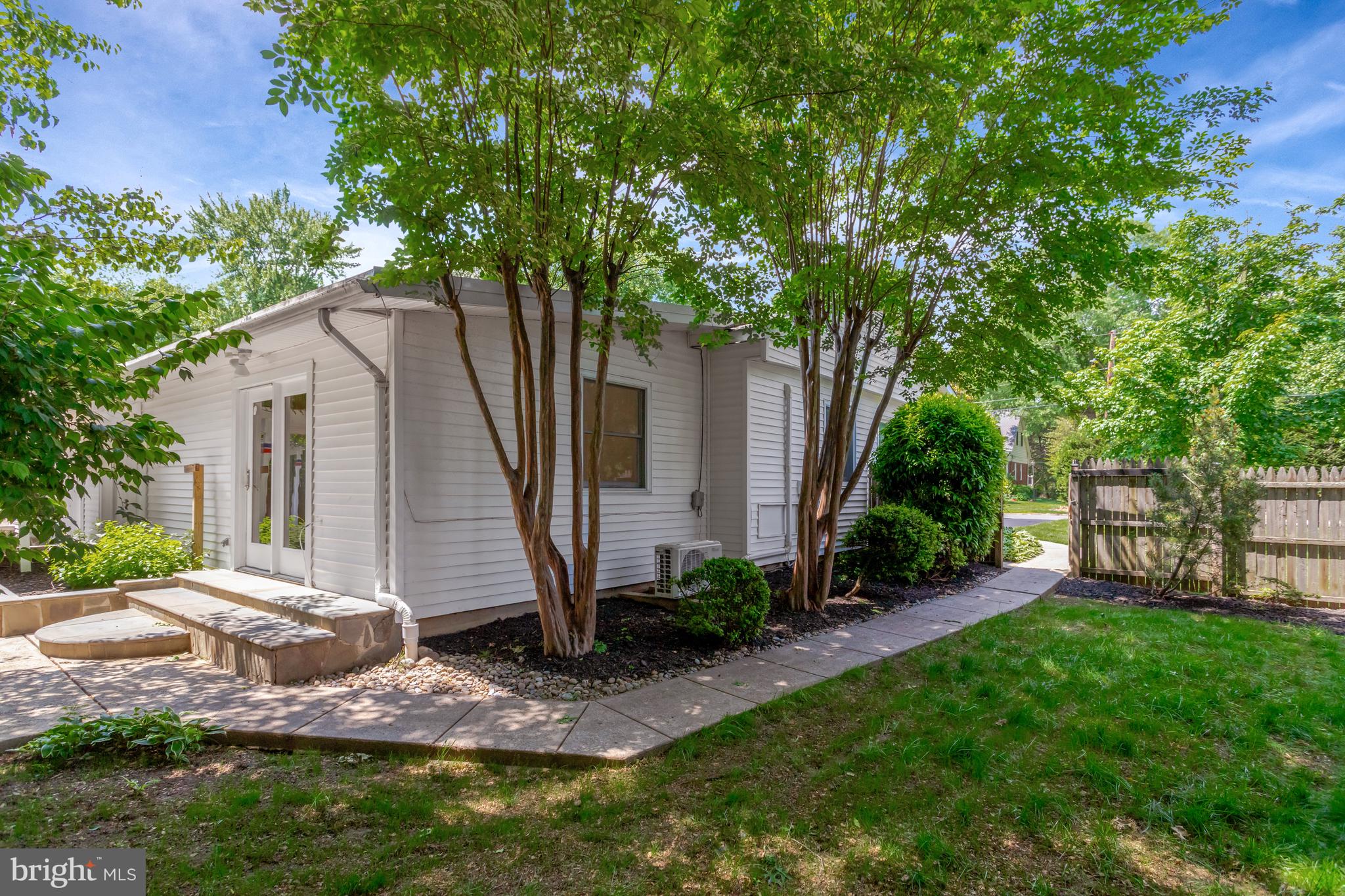 MT VERNON PARK - Residential