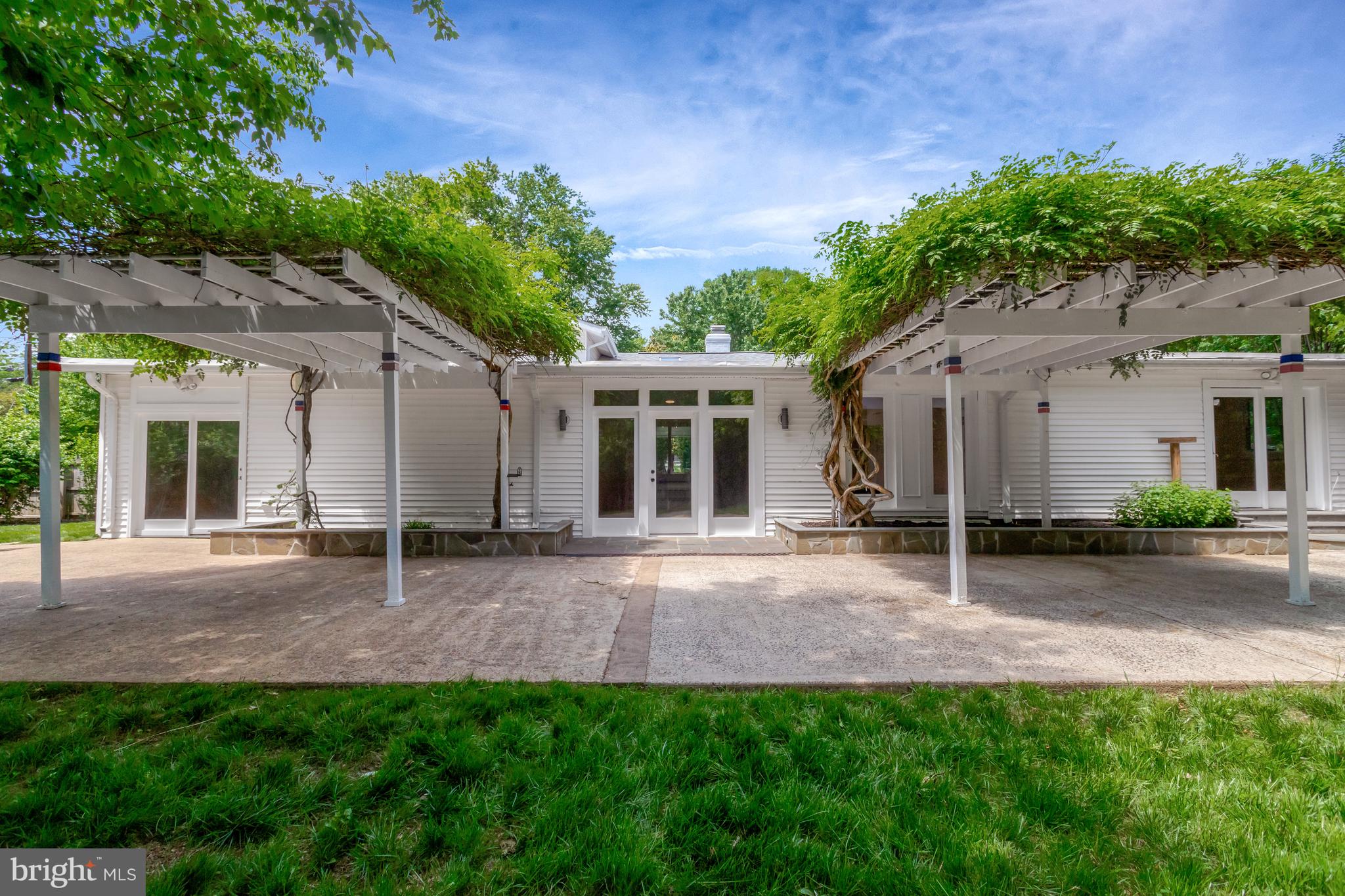 MT VERNON PARK - Residential