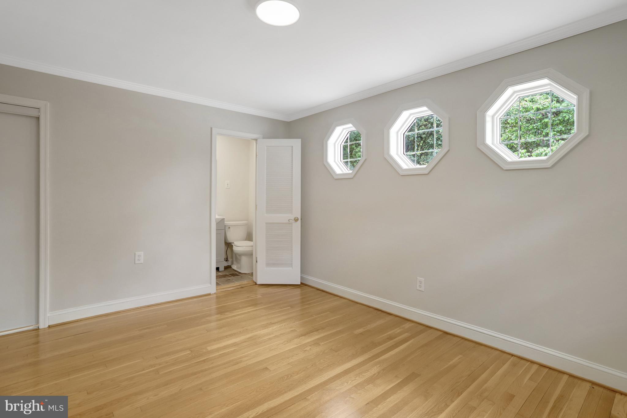 MT VERNON PARK - Residential