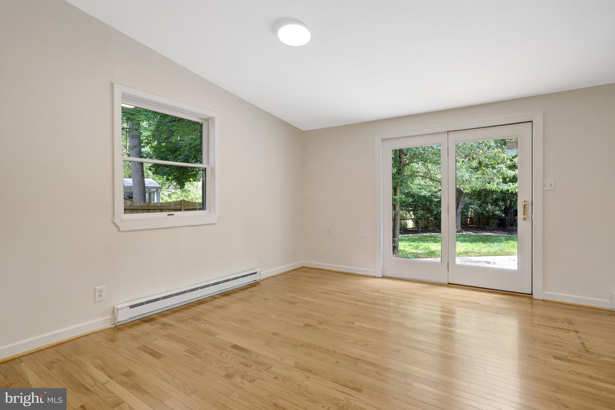 MT VERNON PARK - Residential