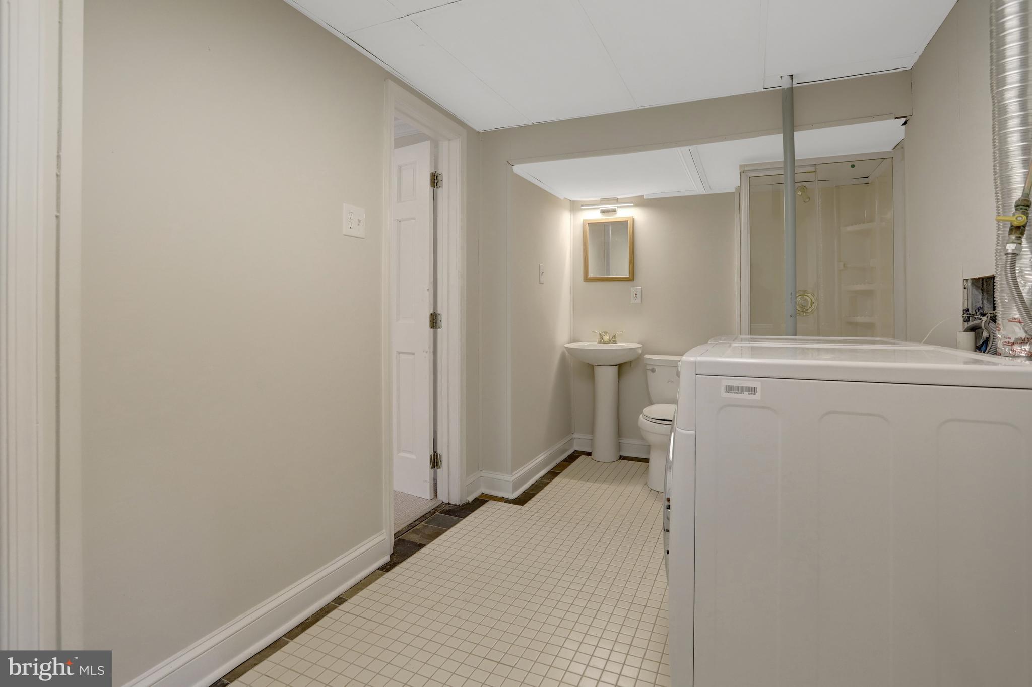 MT VERNON PARK - Residential