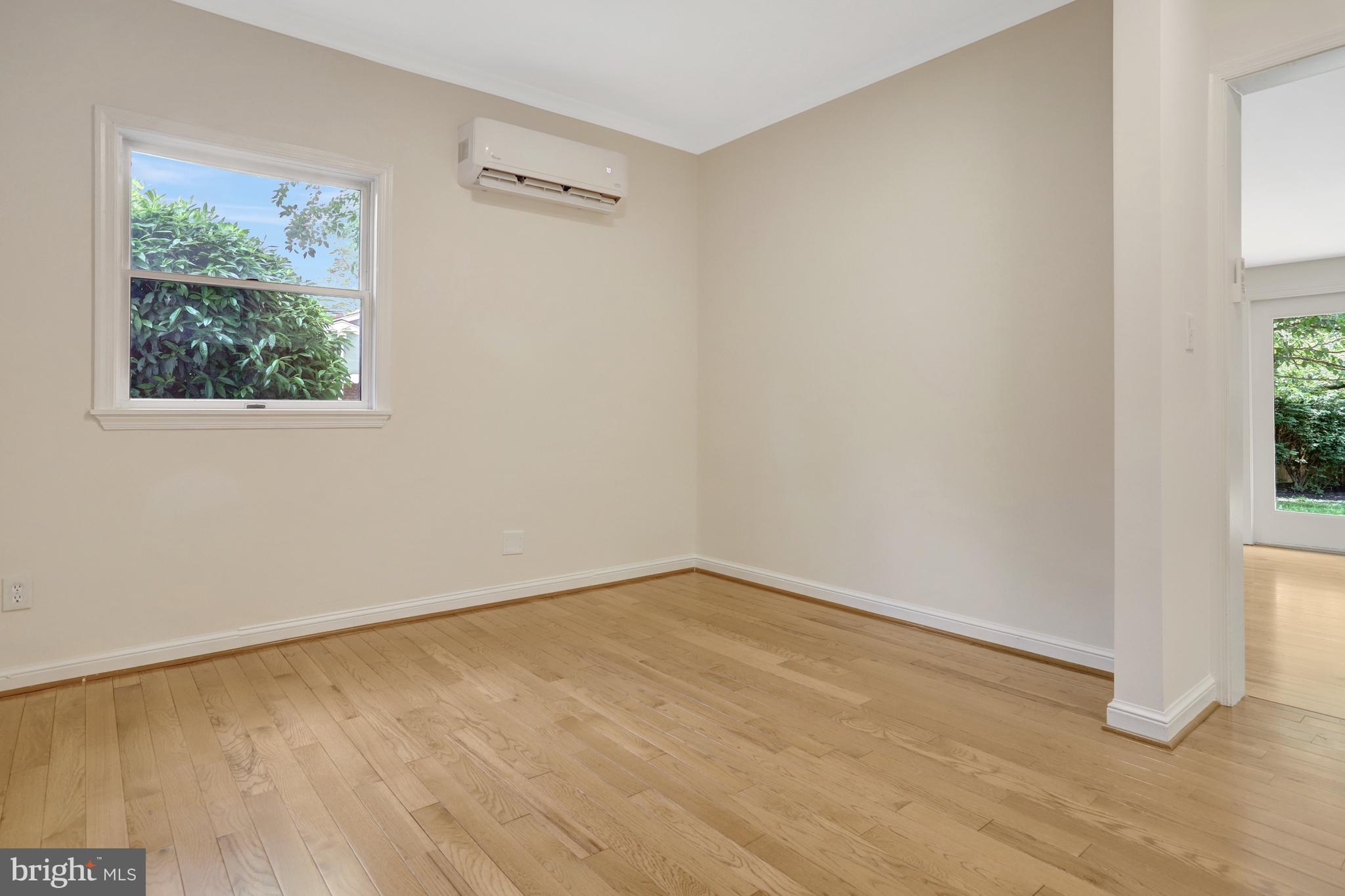 MT VERNON PARK - Residential