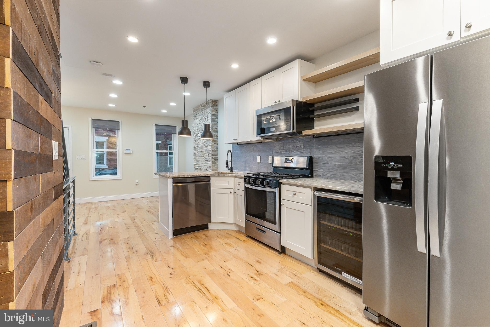 POINT BREEZE - Residential