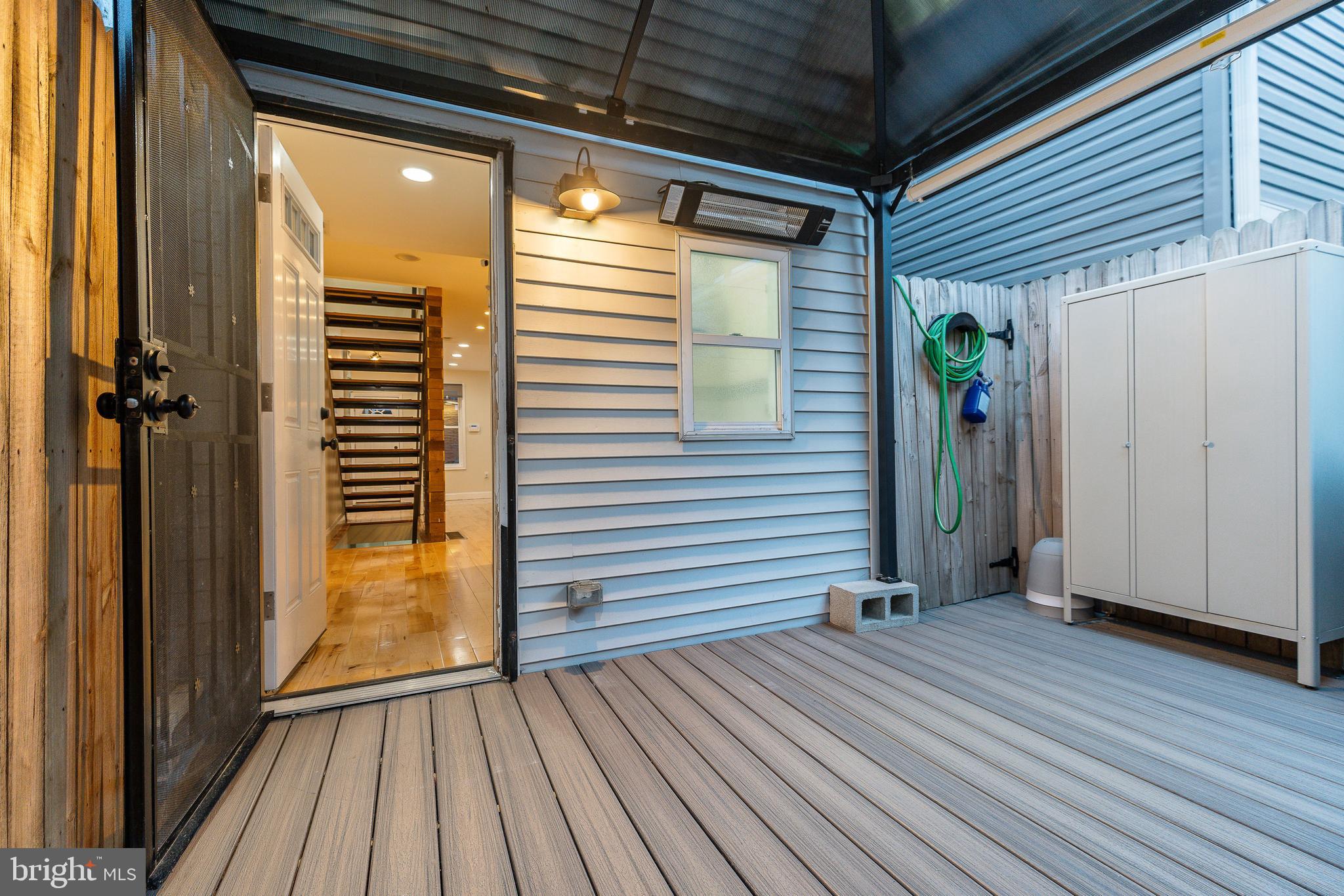 POINT BREEZE - Residential