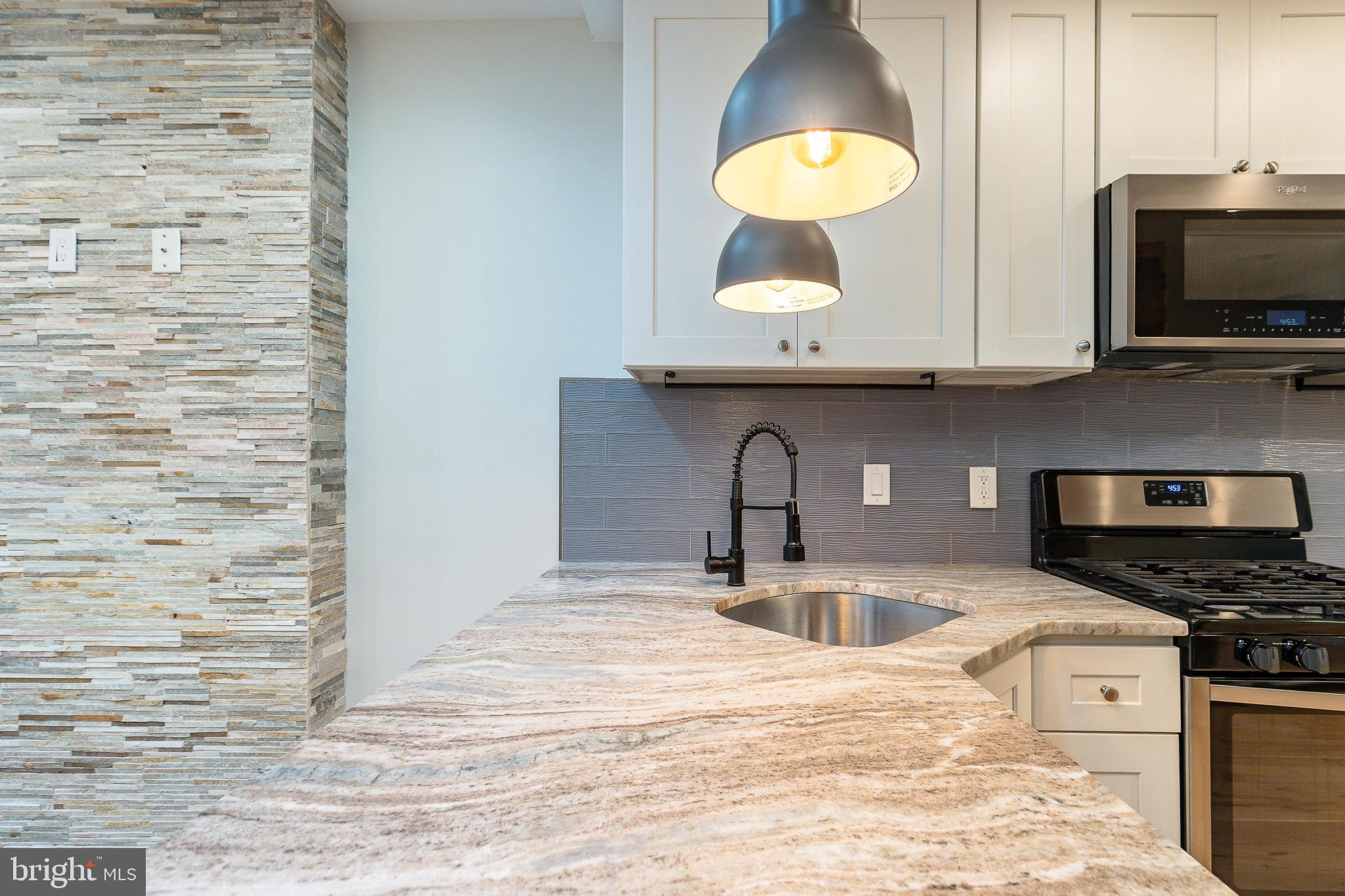 POINT BREEZE - Residential