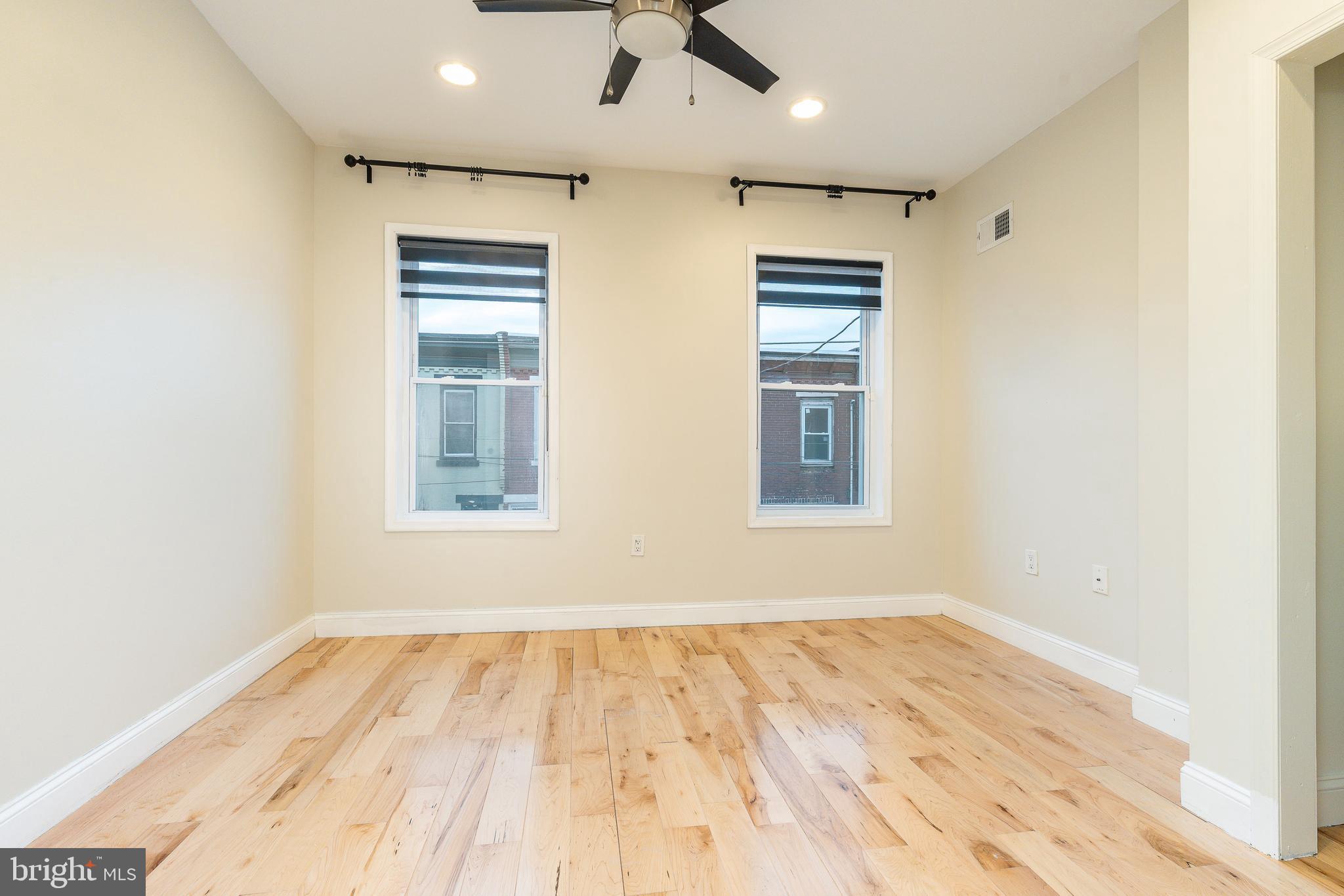 POINT BREEZE - Residential