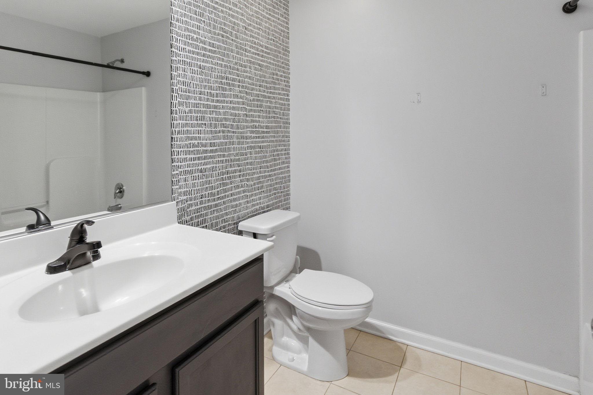 CAMERON ACRES - Residential