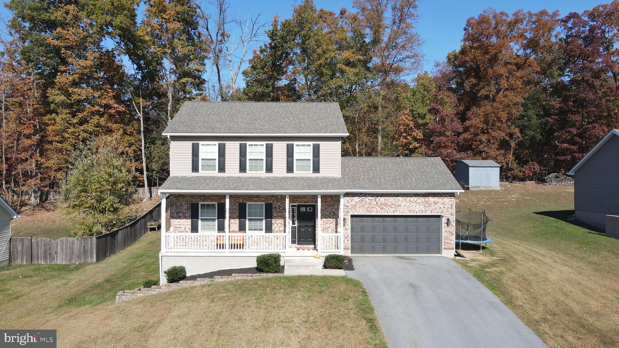 CAMERON ACRES - Residential