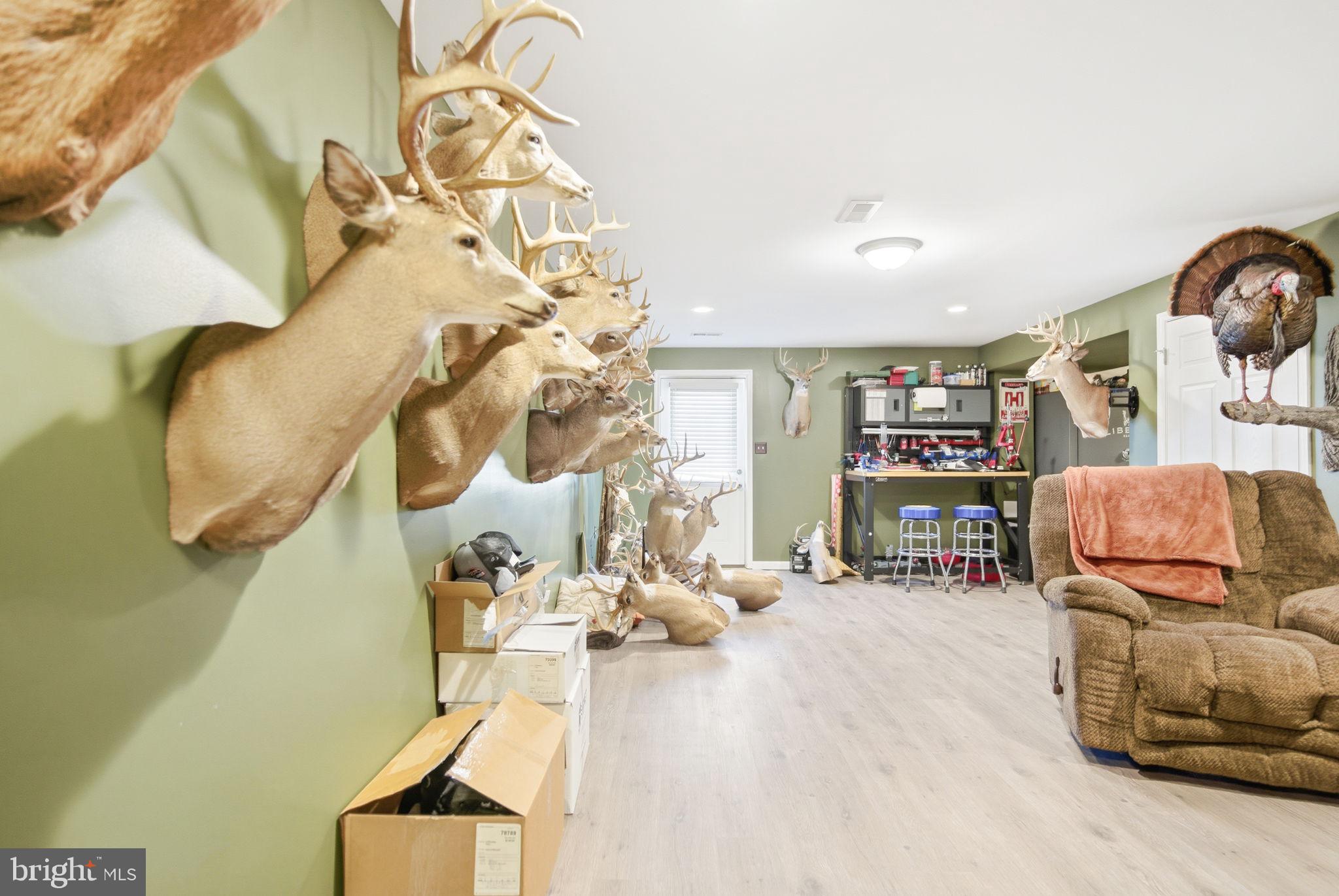 CAMERON ACRES - Residential