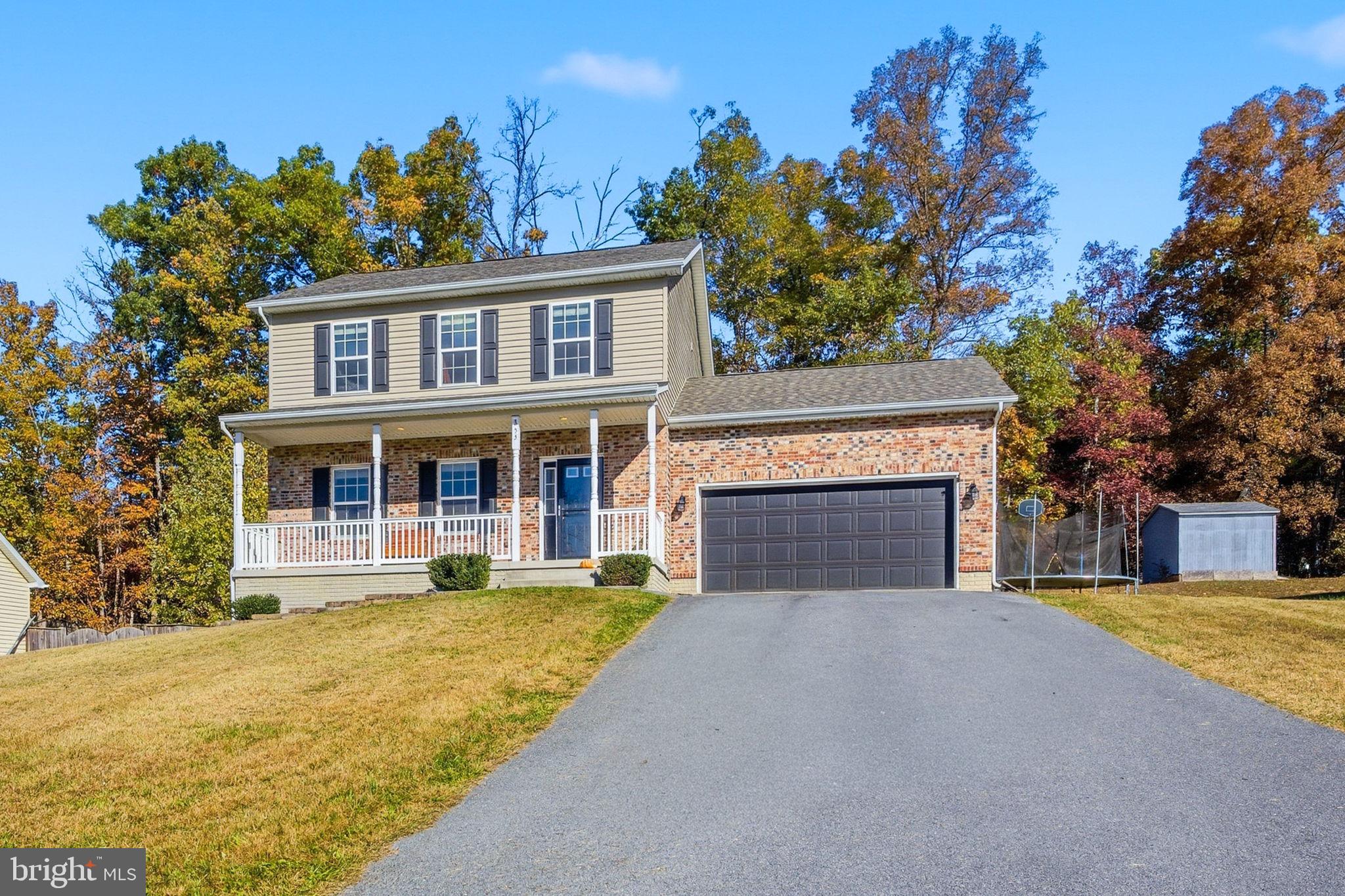 CAMERON ACRES - Residential