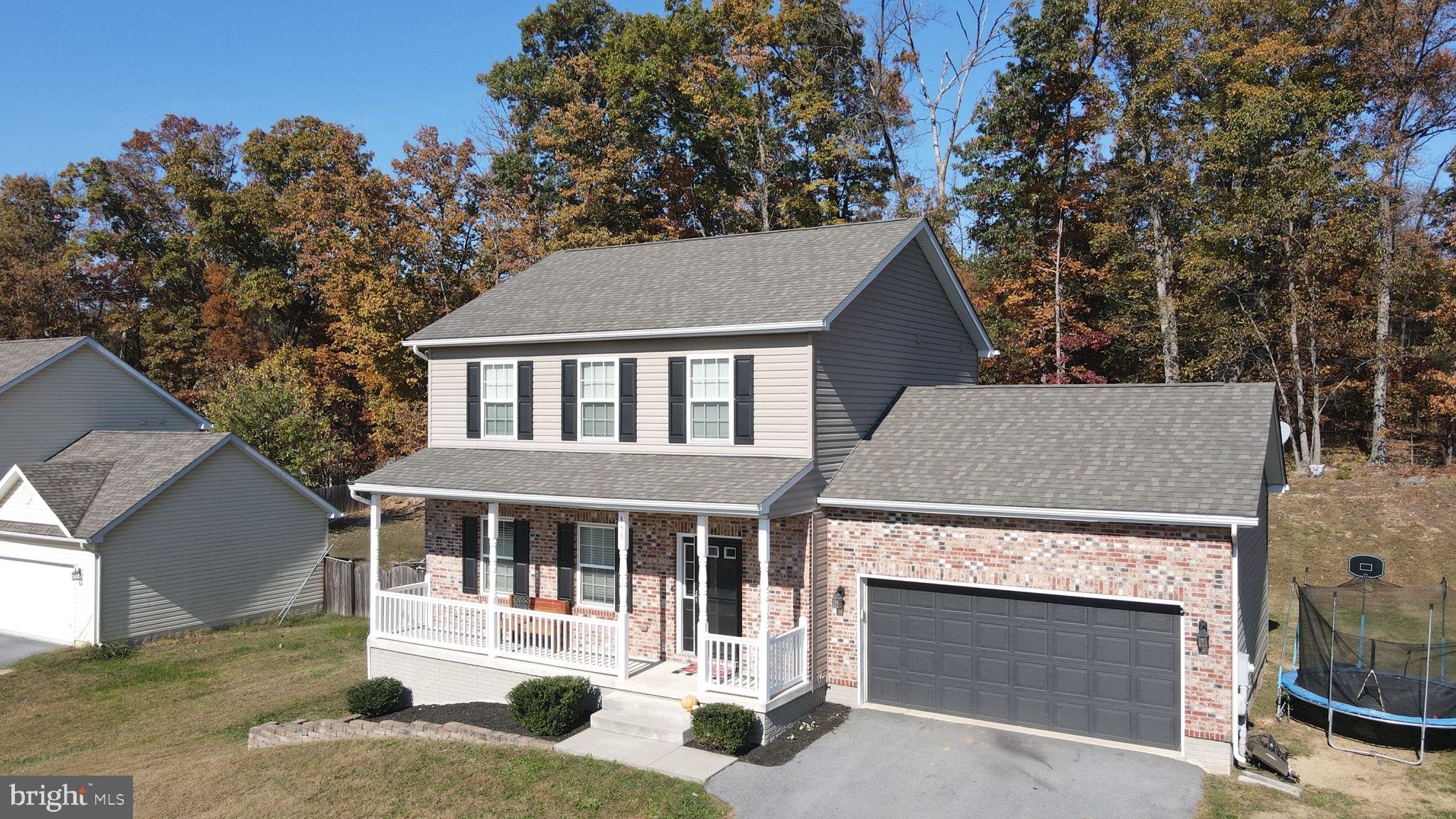 CAMERON ACRES - Residential