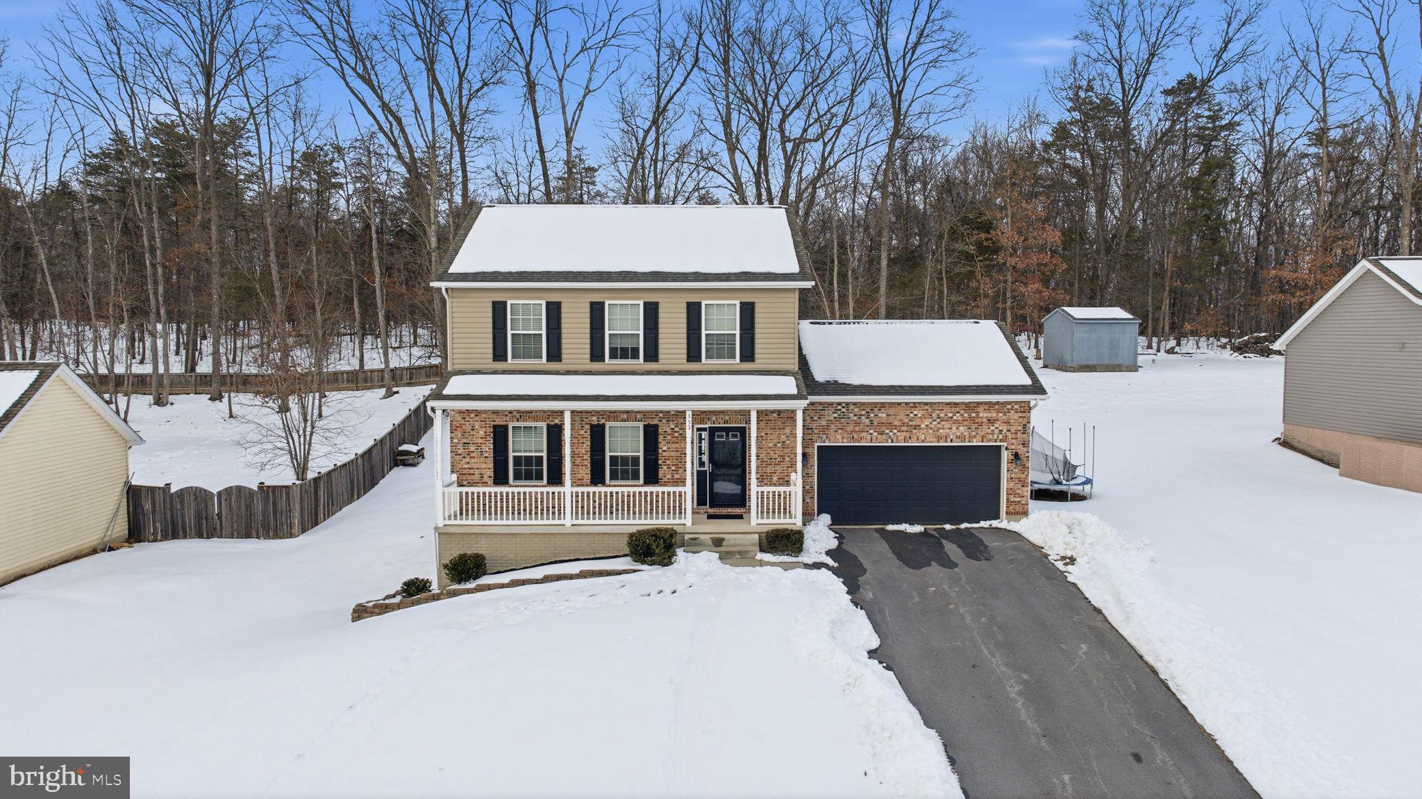 CAMERON ACRES - Residential