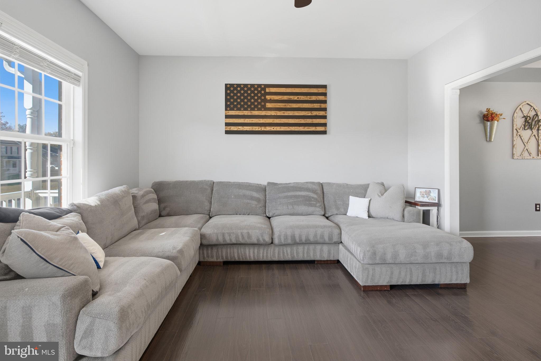 CAMERON ACRES - Residential