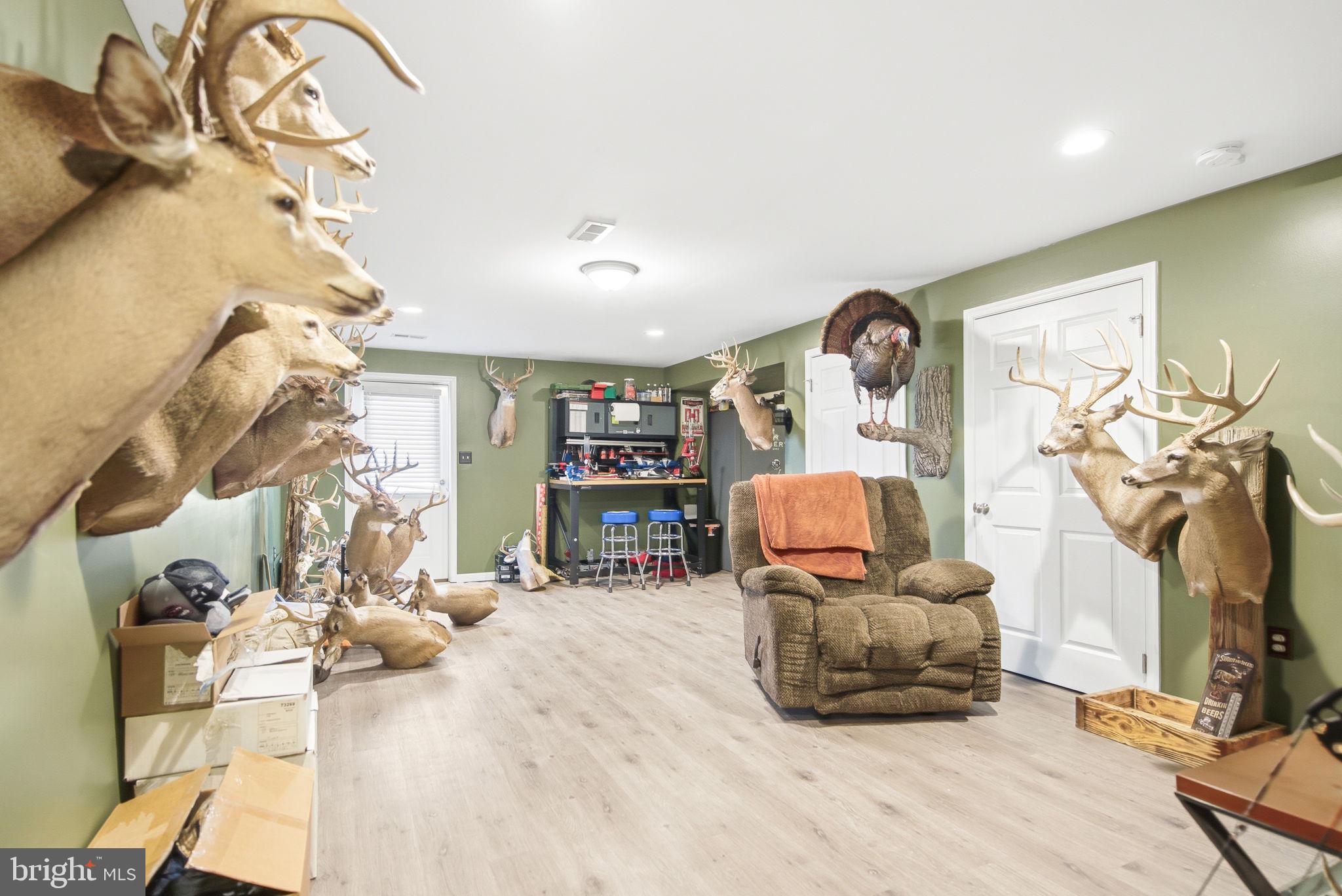 CAMERON ACRES - Residential