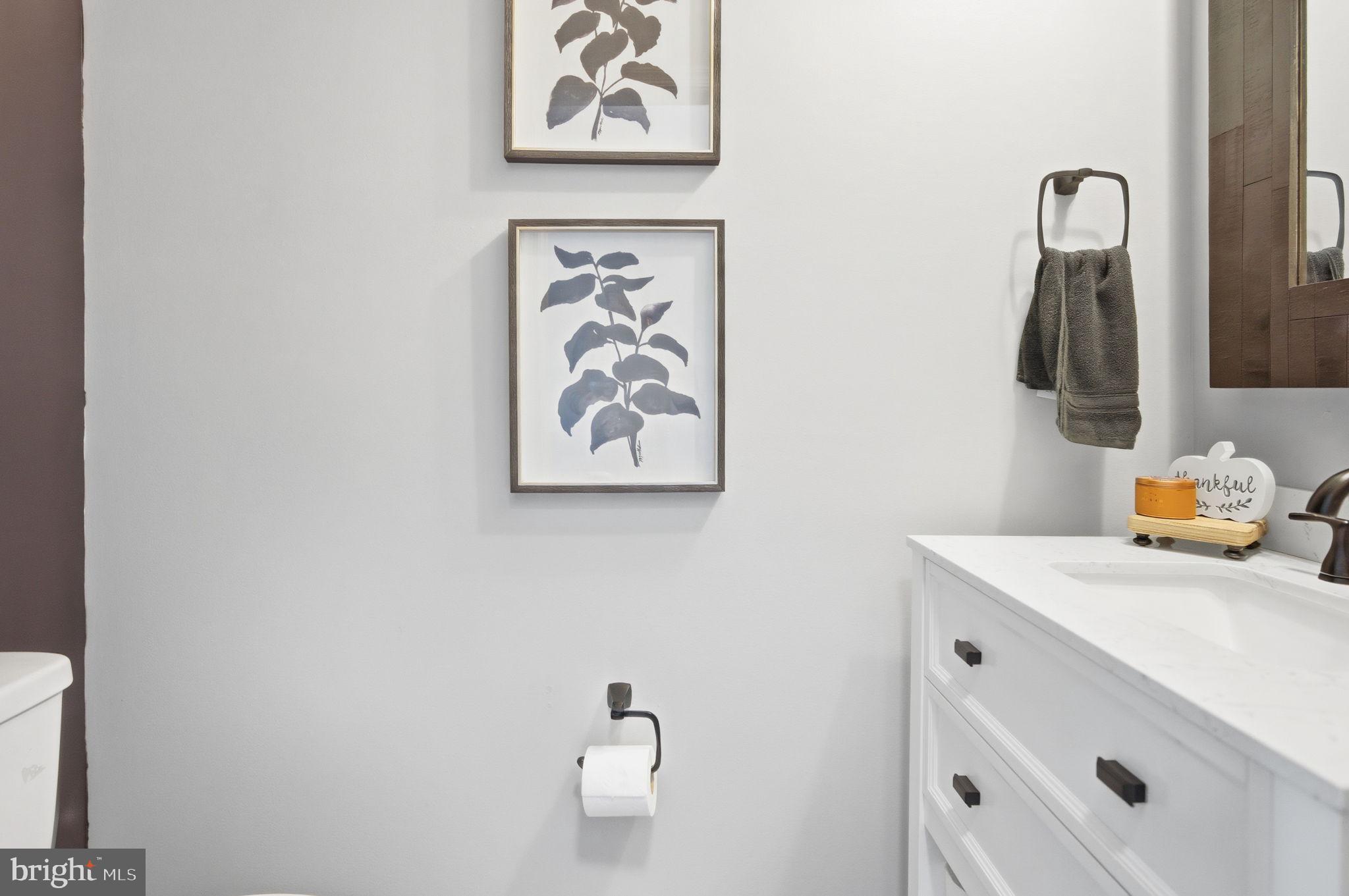 CAMERON ACRES - Residential