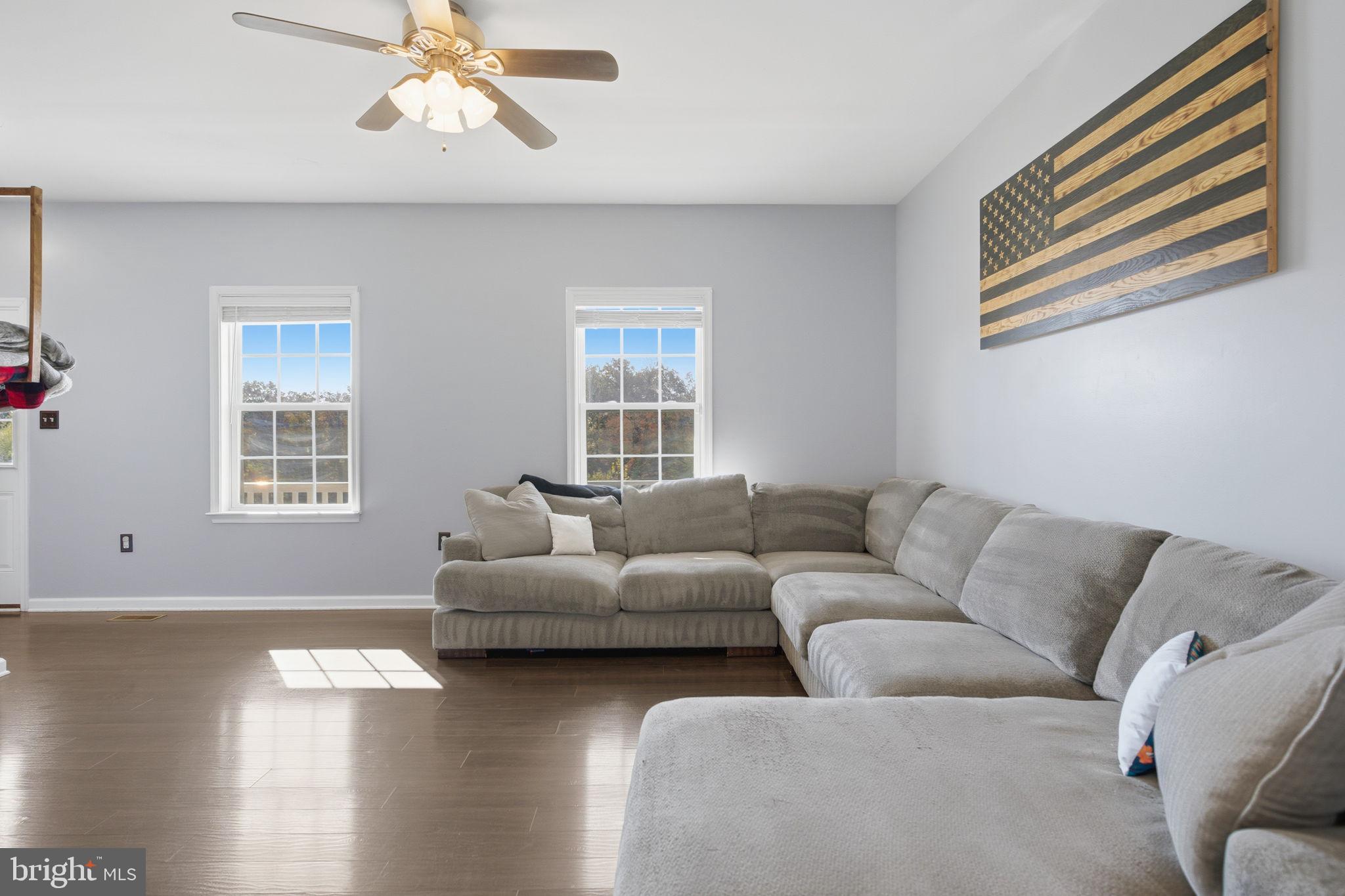 CAMERON ACRES - Residential