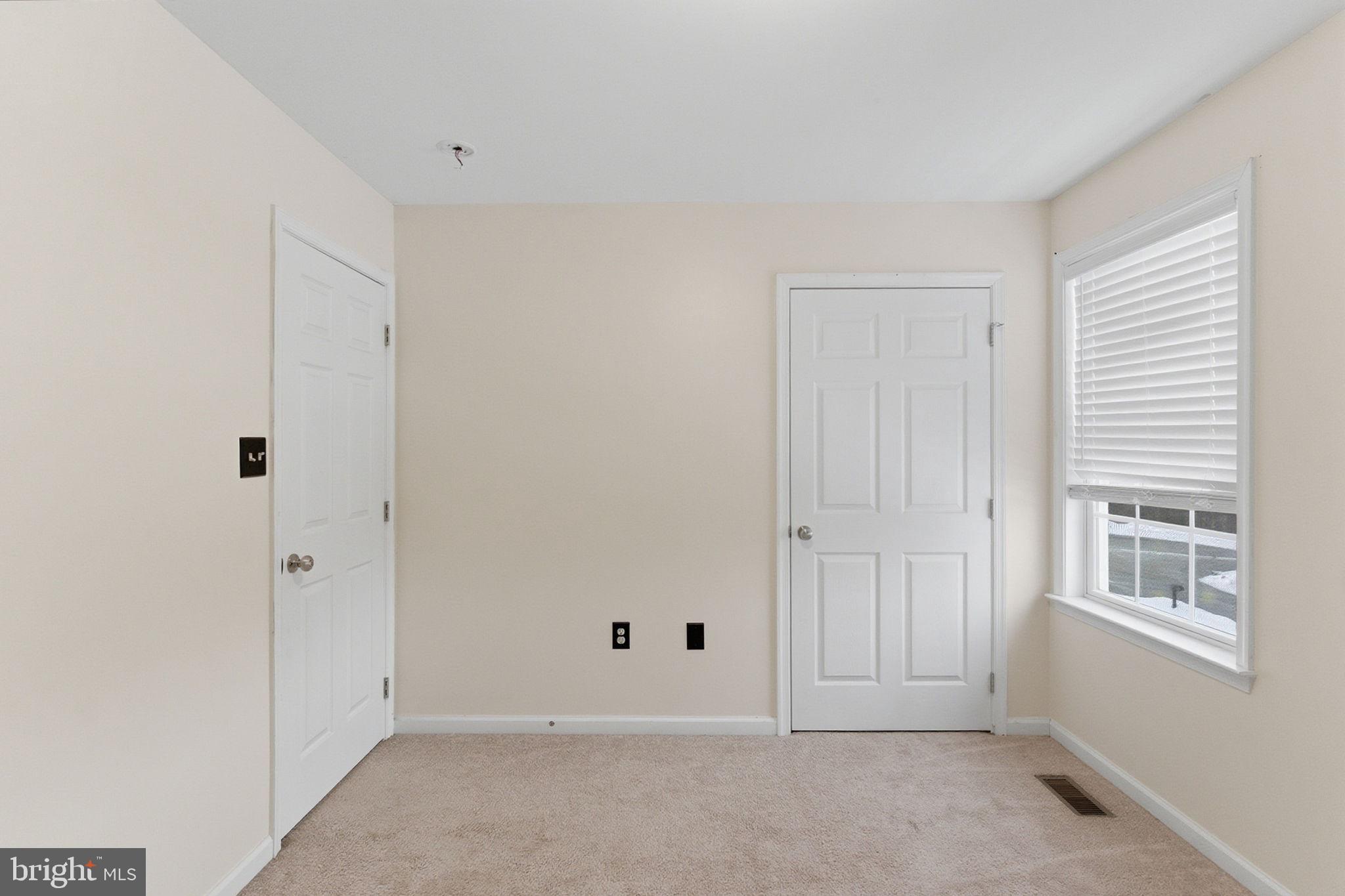 CAMERON ACRES - Residential