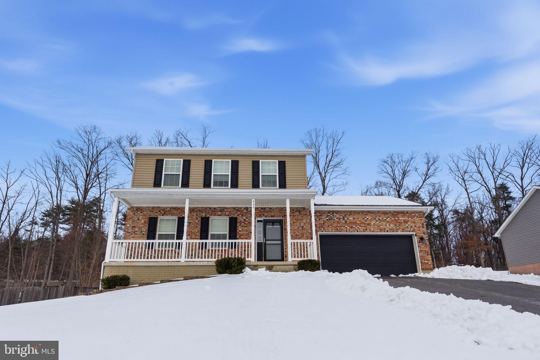 CAMERON ACRES - Residential