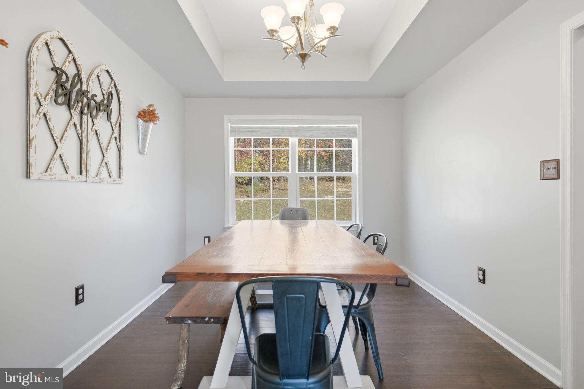 CAMERON ACRES - Residential