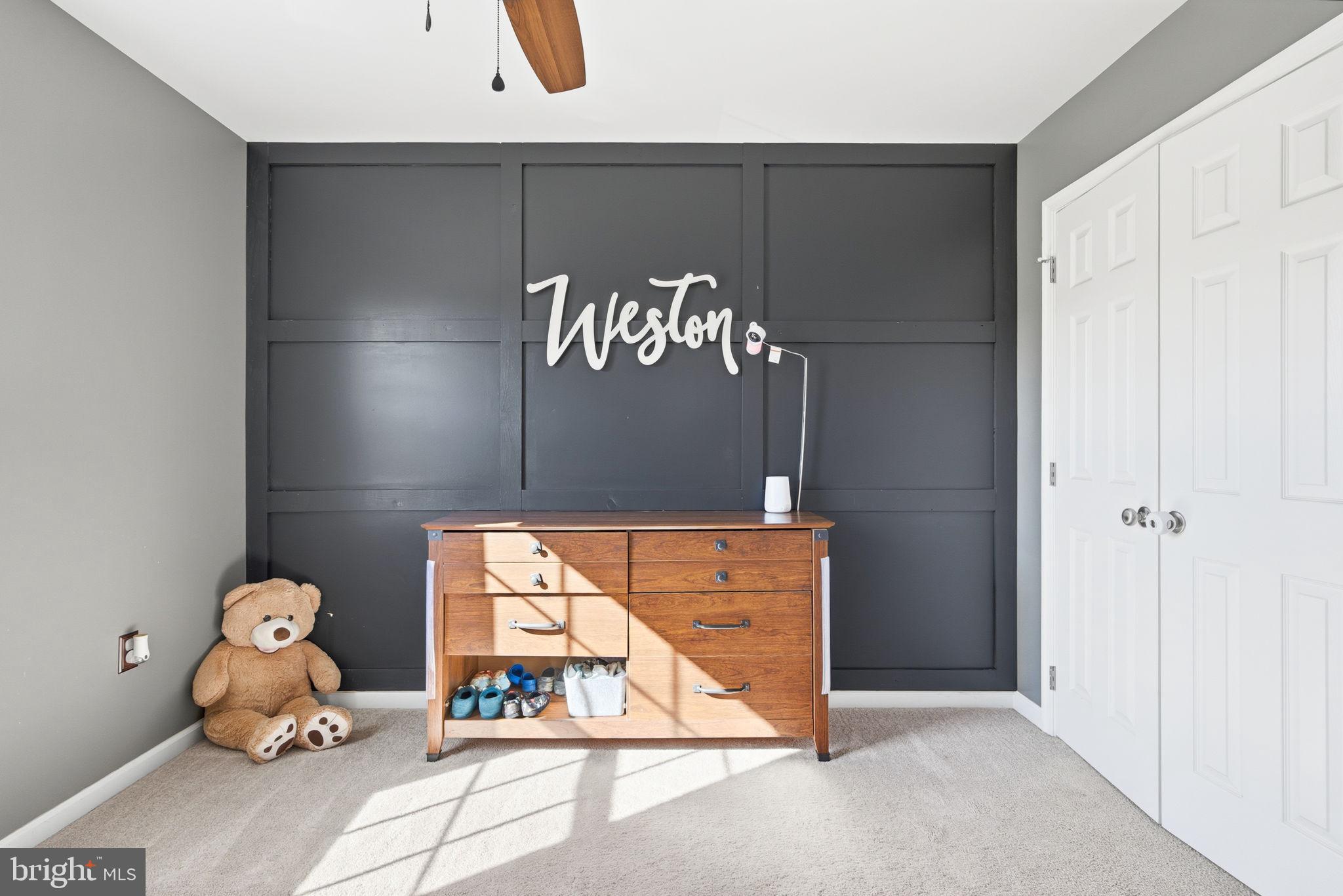 CAMERON ACRES - Residential