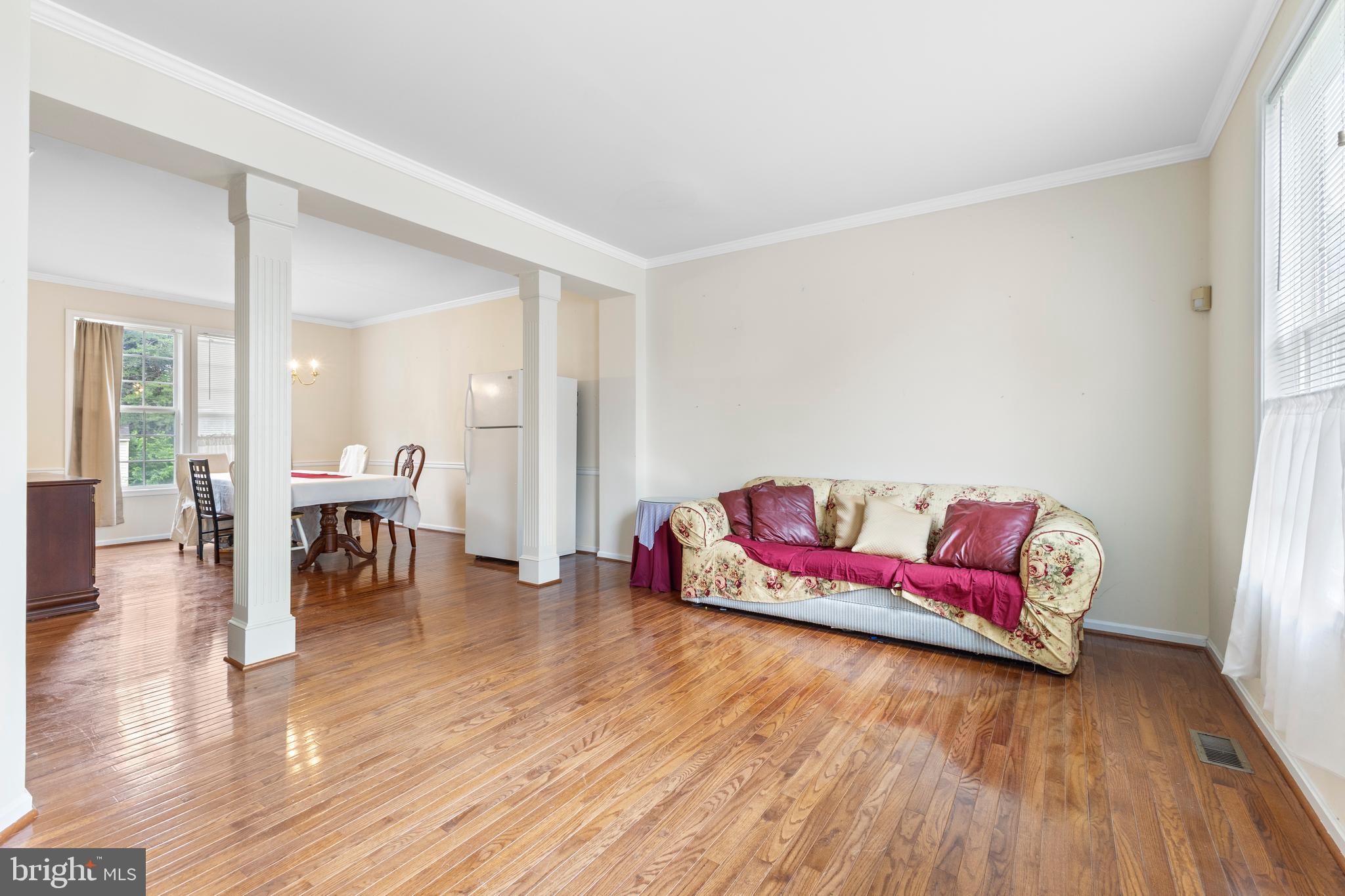 8227 KATIE LYNN CT
