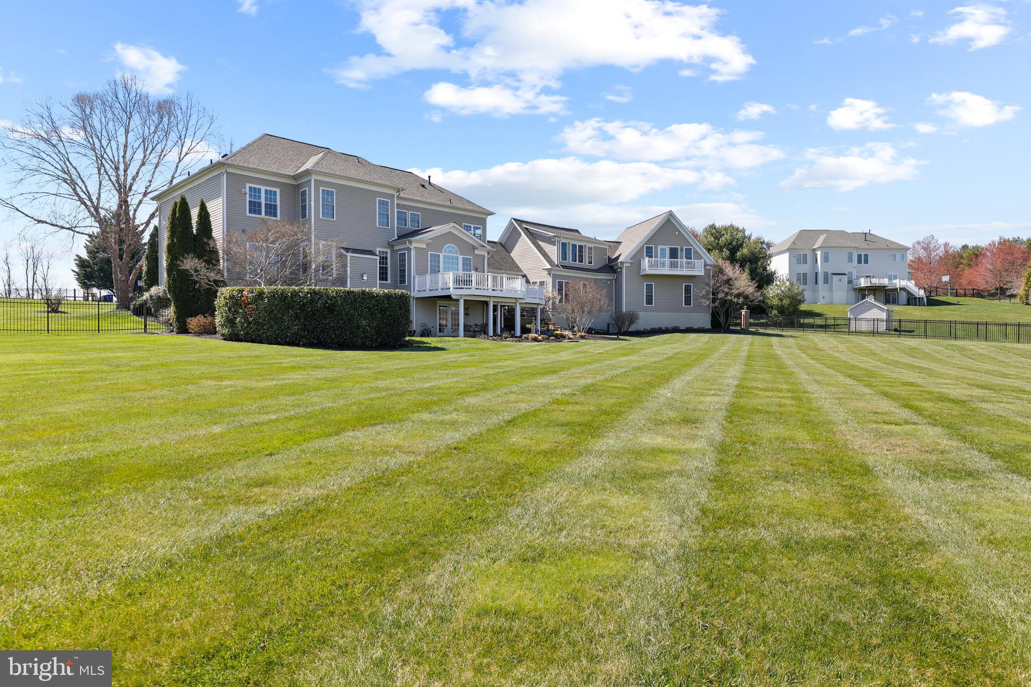 WELLINGTON WEST - Residential