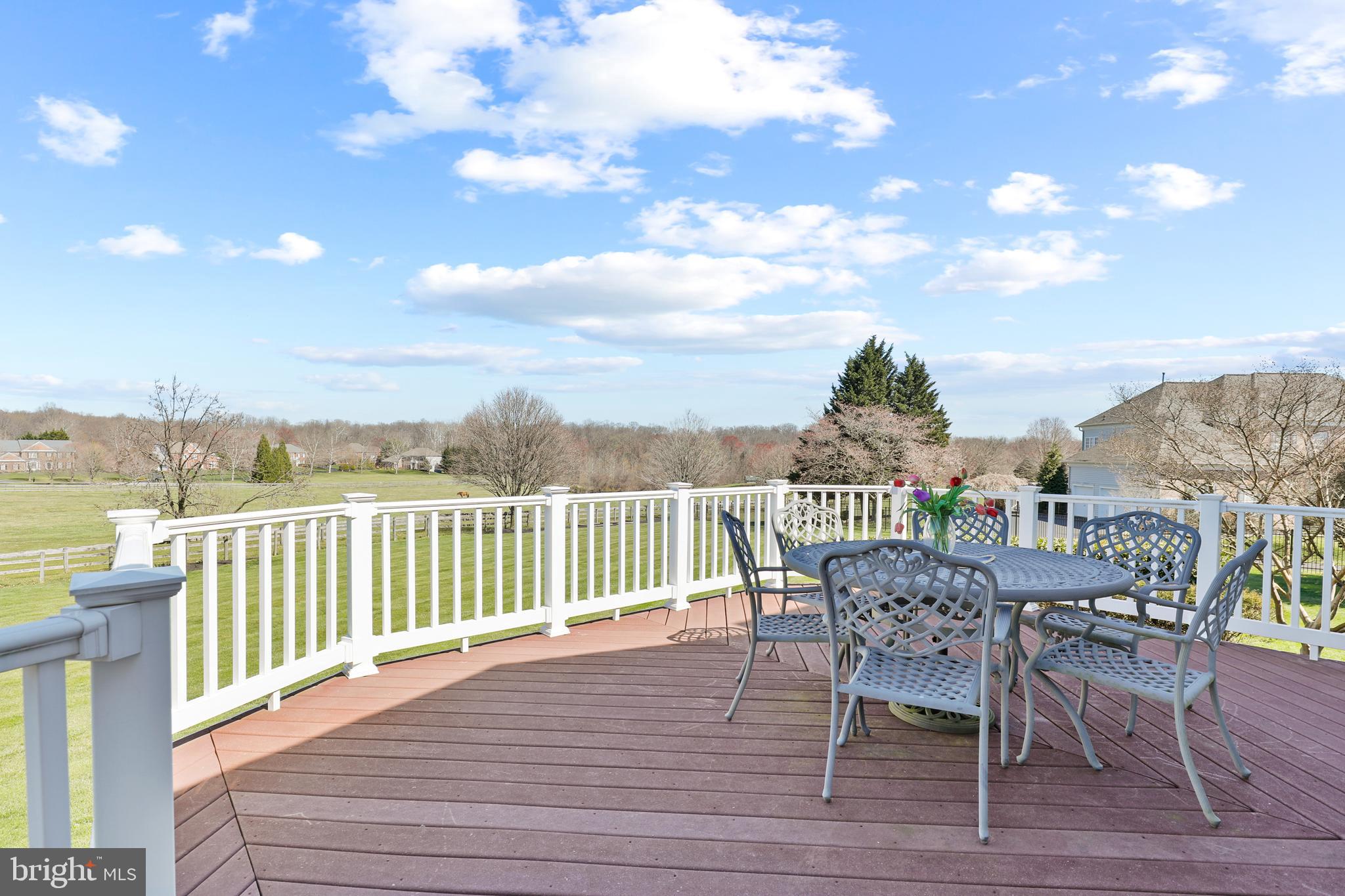 WELLINGTON WEST - Residential