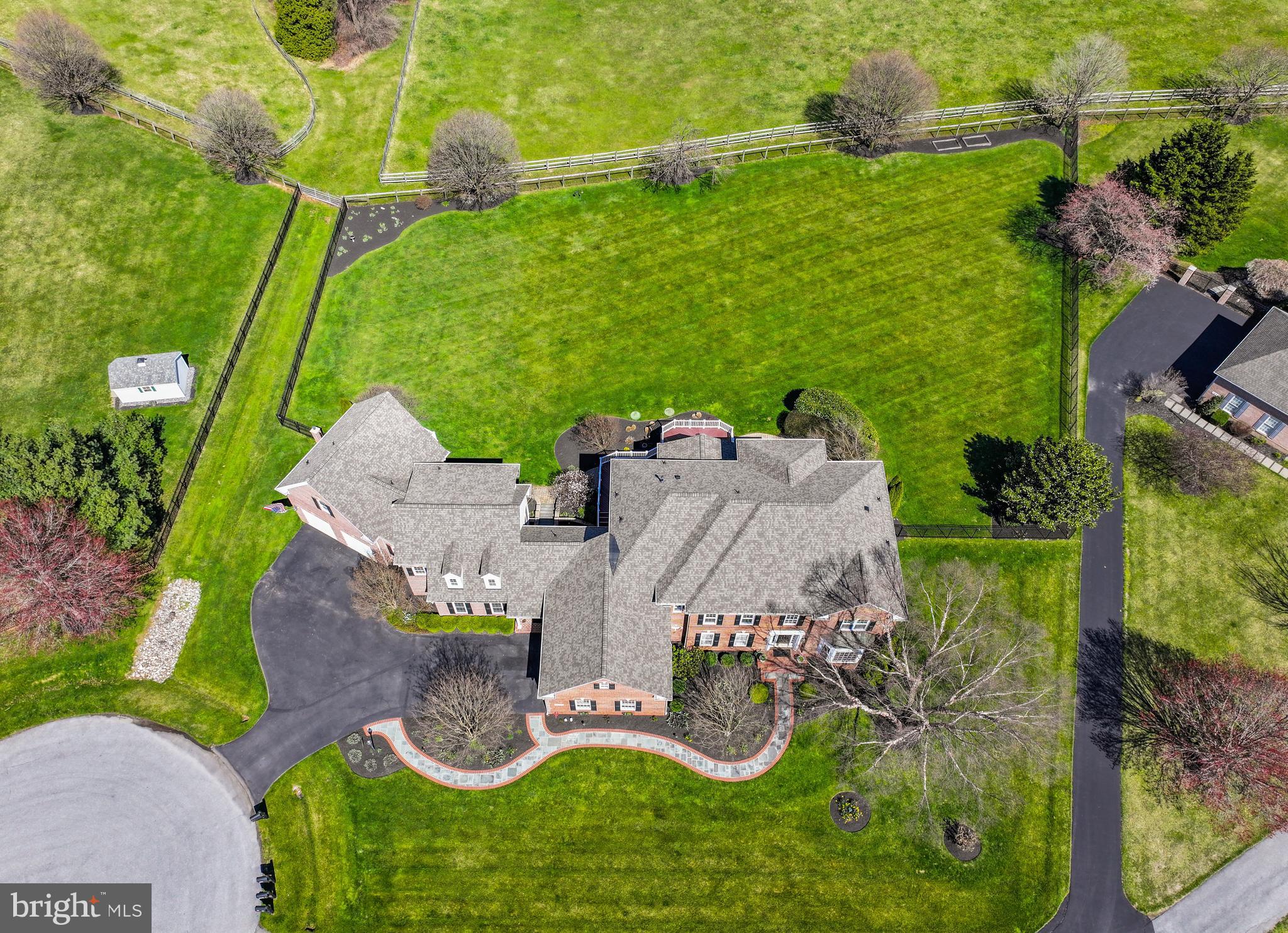 WELLINGTON WEST - Residential