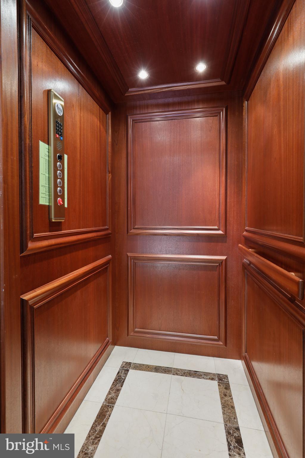 WELLINGTON WEST - Residential