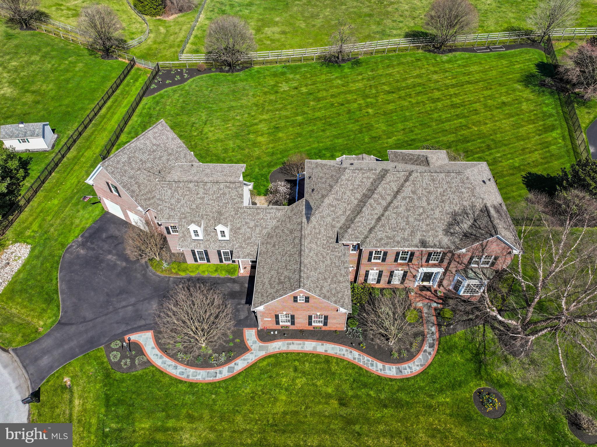 WELLINGTON WEST - Residential