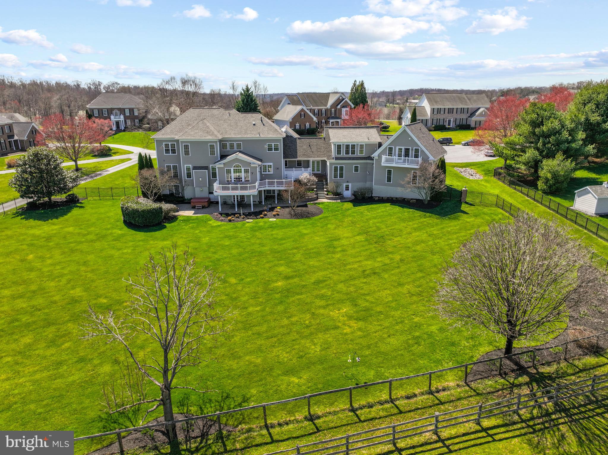 WELLINGTON WEST - Residential