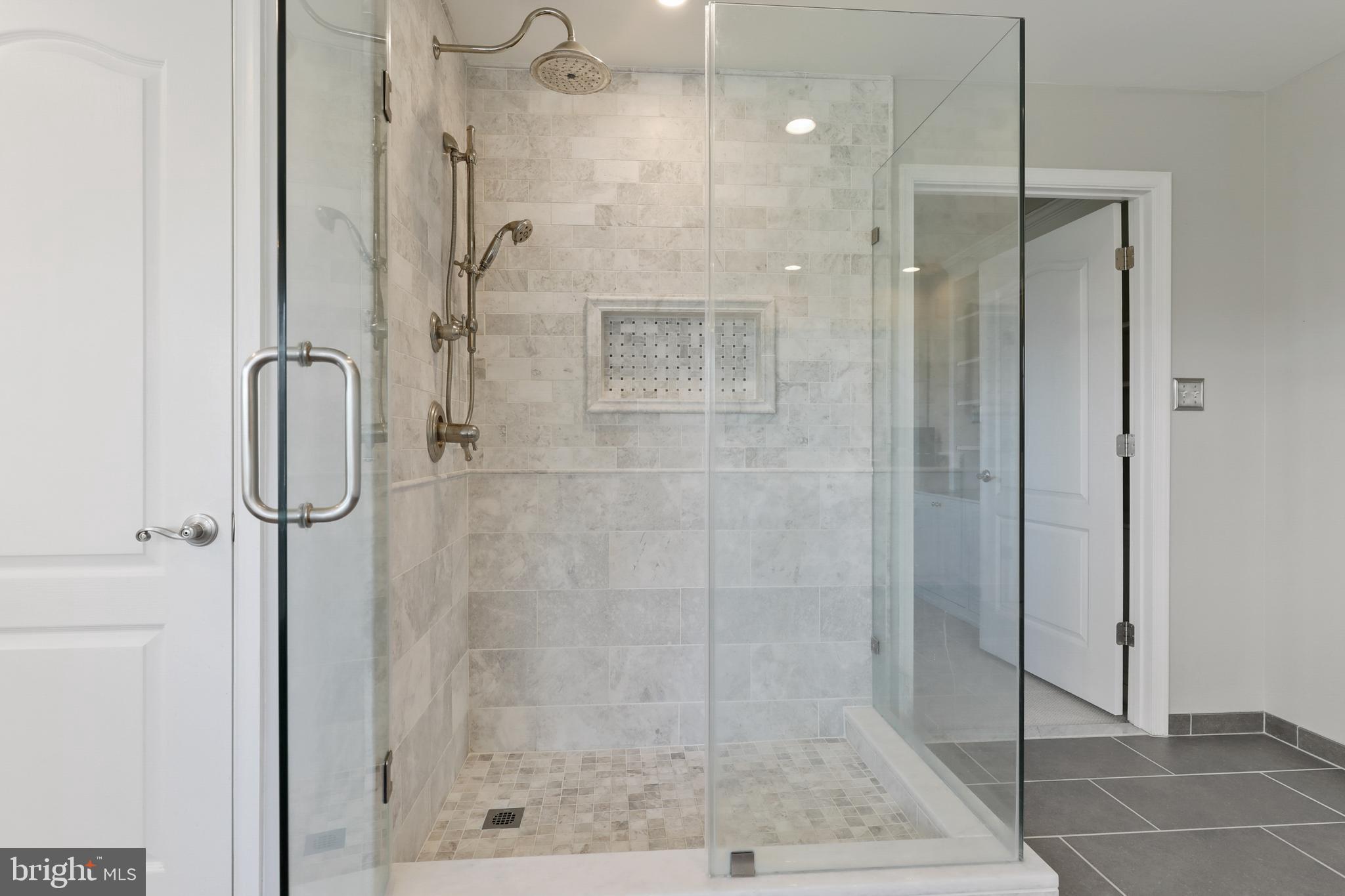 WELLINGTON WEST - Residential