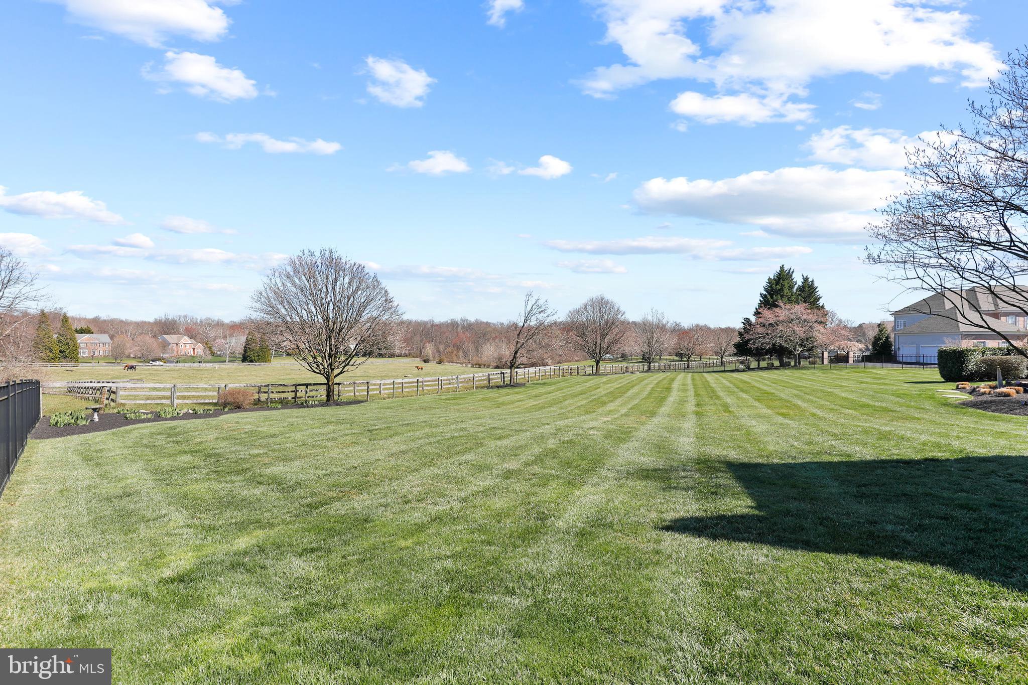 WELLINGTON WEST - Residential